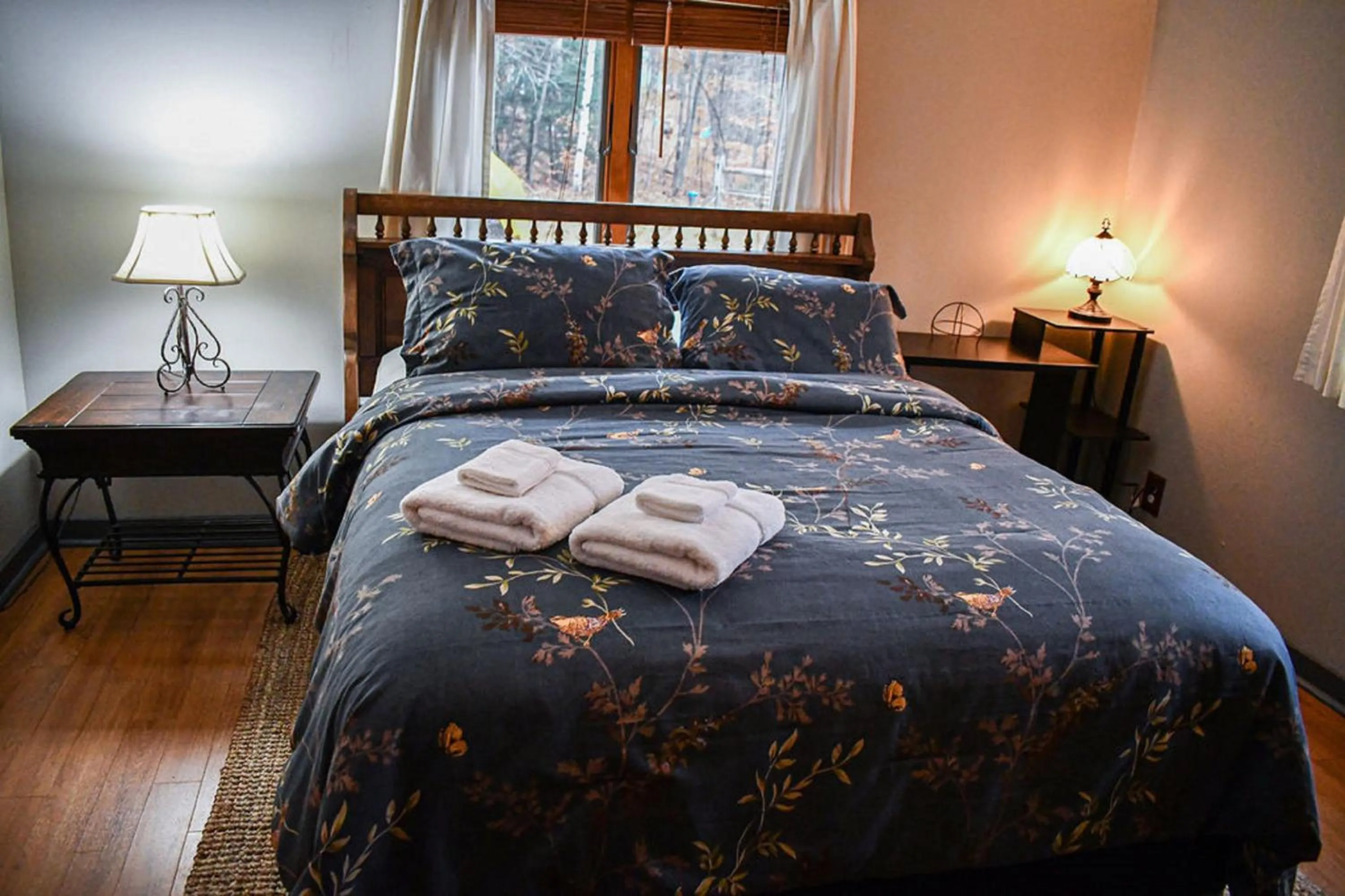 Bedroom, Bed in Brook Road Cabin