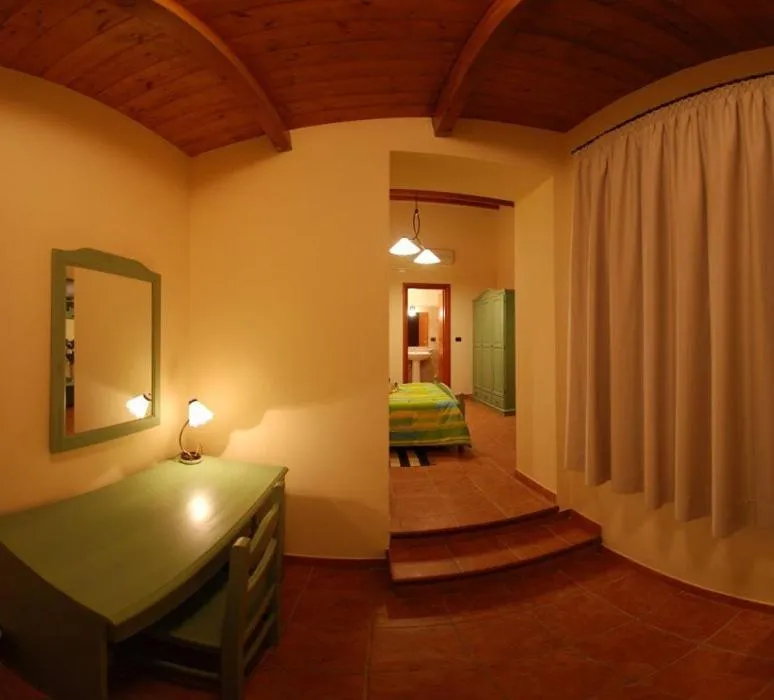 Photo of the whole room, Bed in Turismo Rurale Al Benefizio
