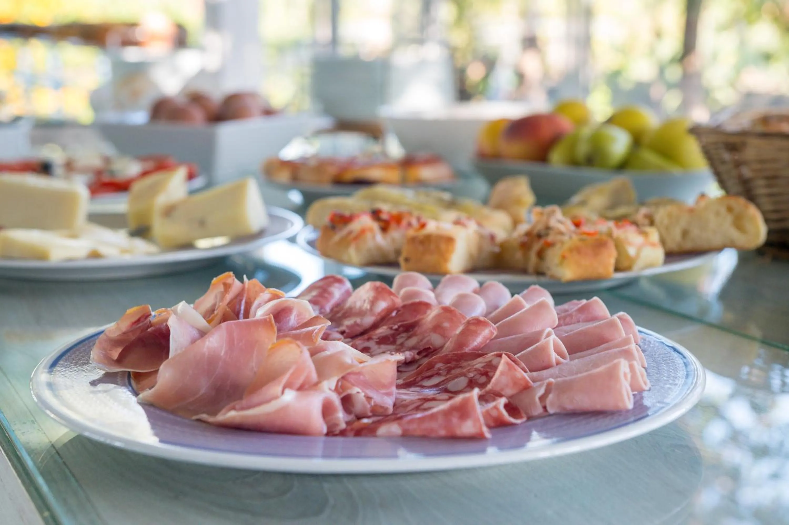 Continental breakfast in Terra Dei Limoni