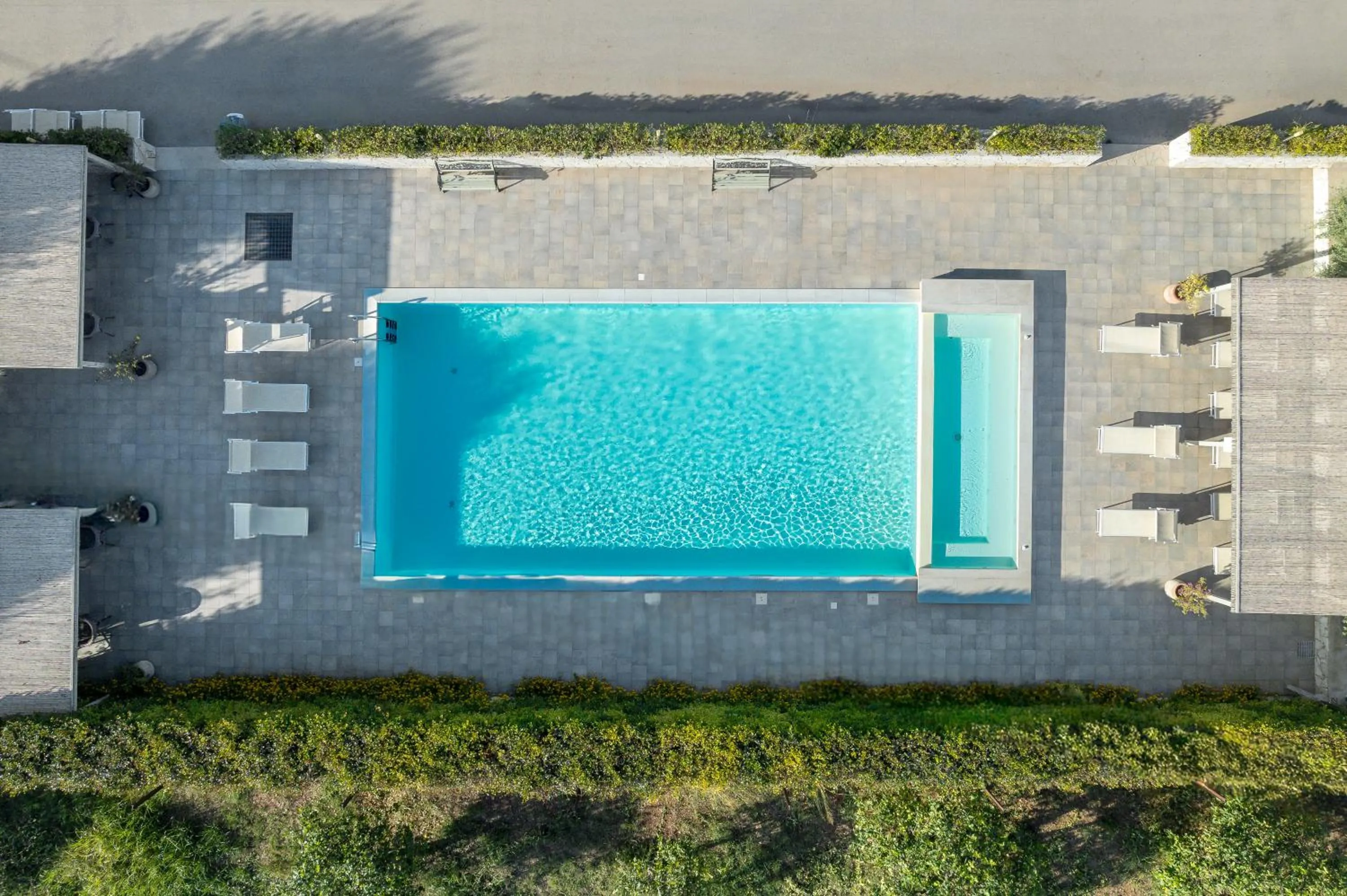 Swimming pool in Terra Dei Limoni