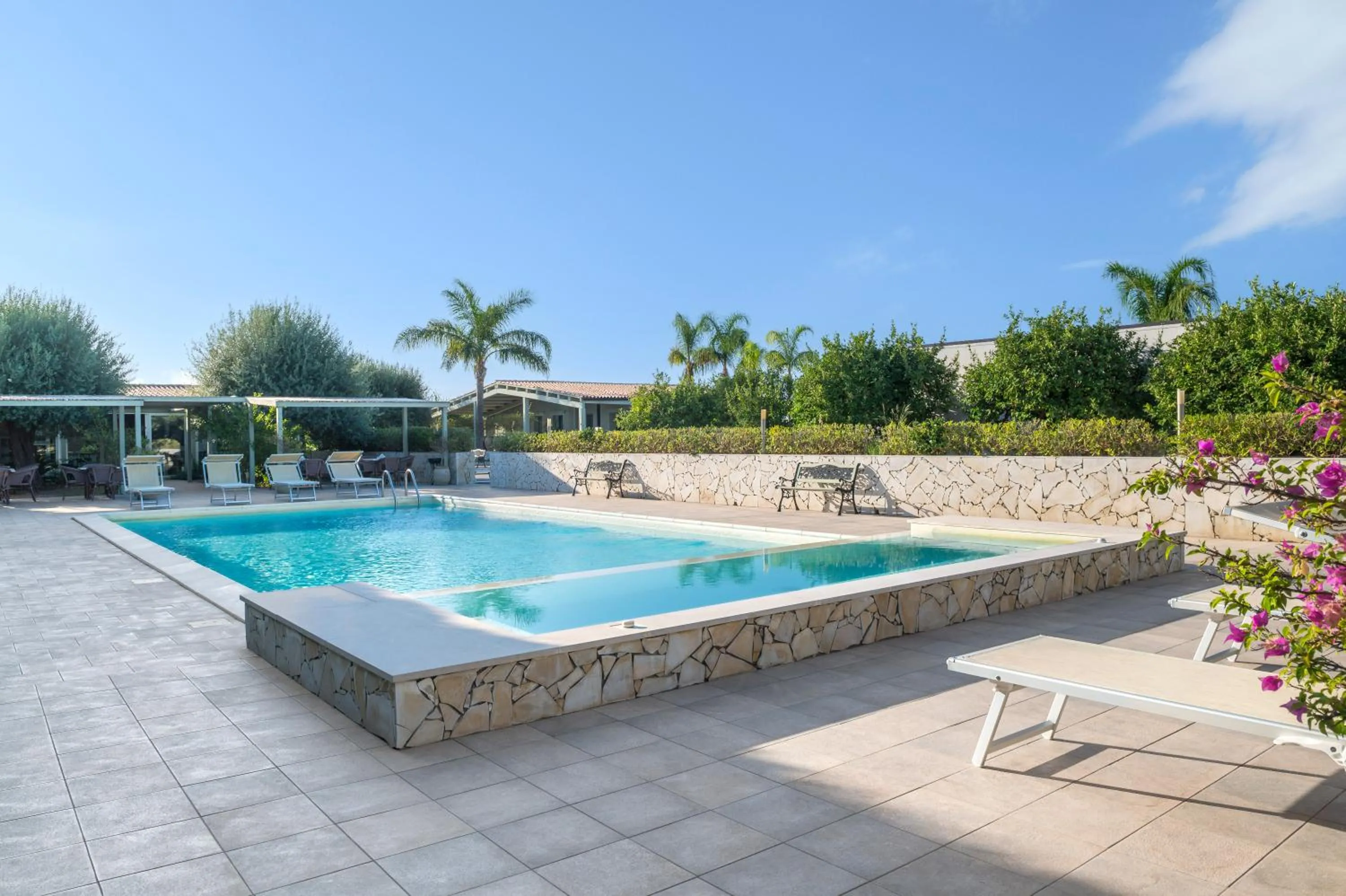 Pool view in Terra Dei Limoni