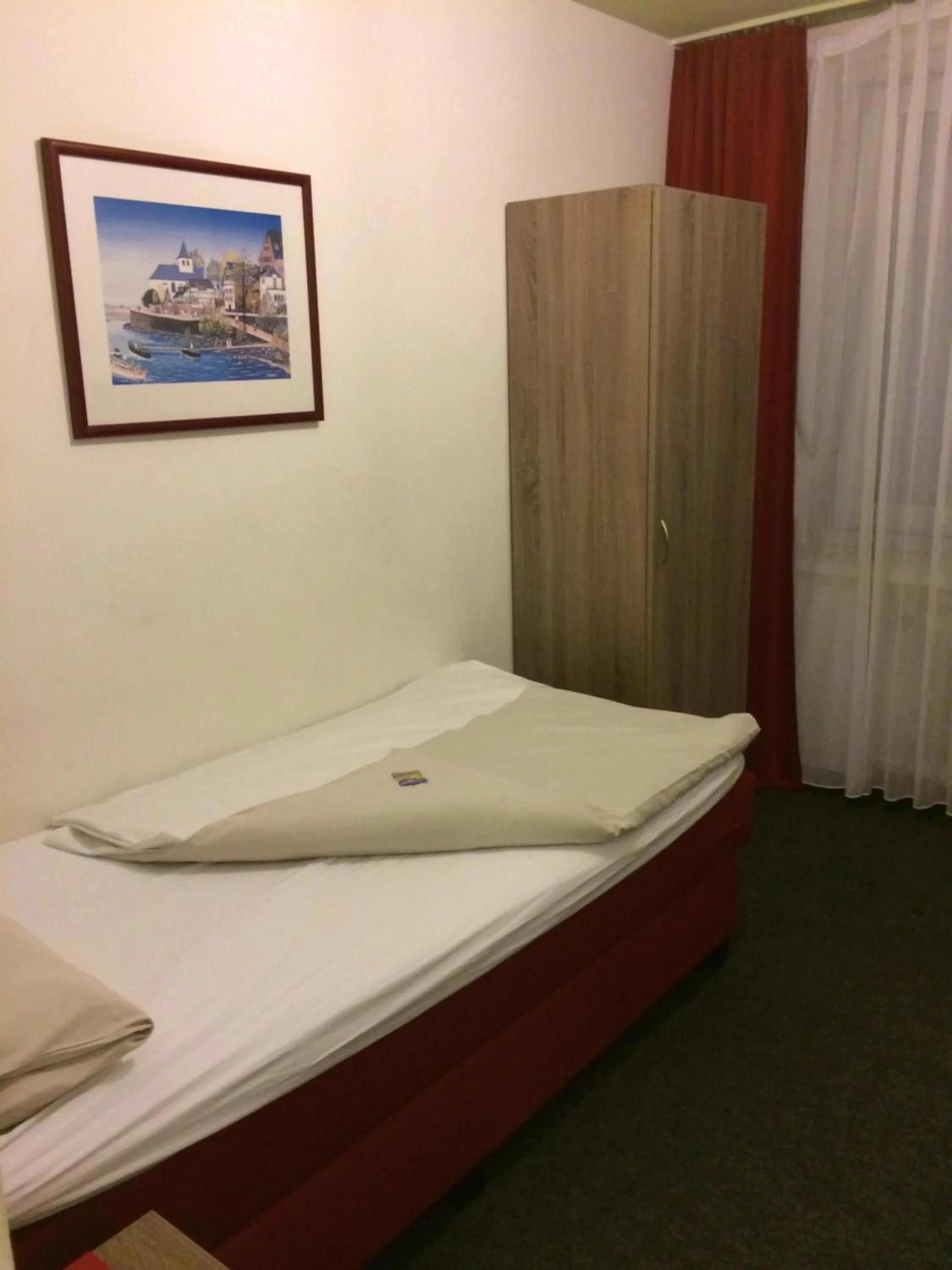 Bed in Central Hotel