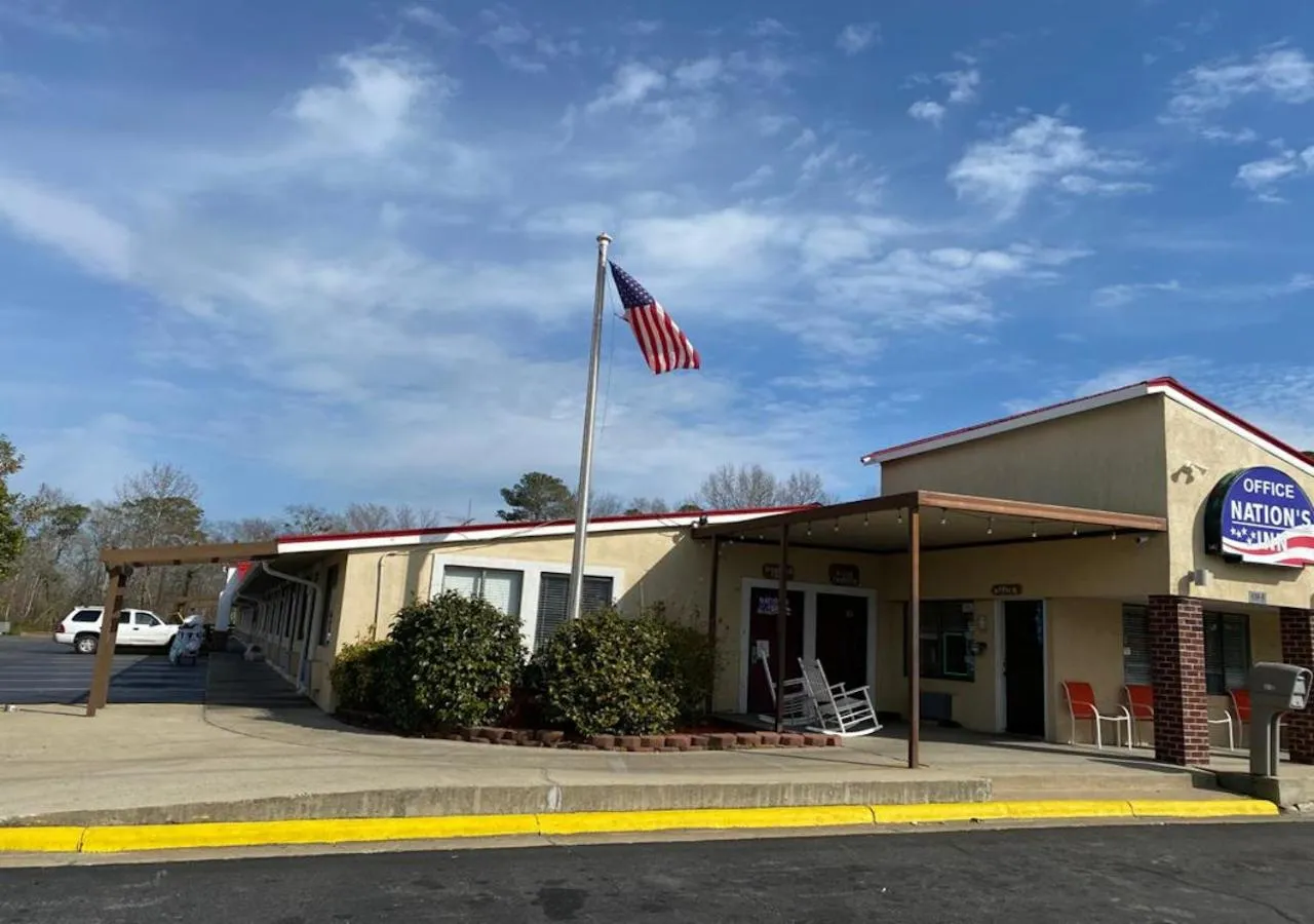 Property building in Nation's Inn Kinston