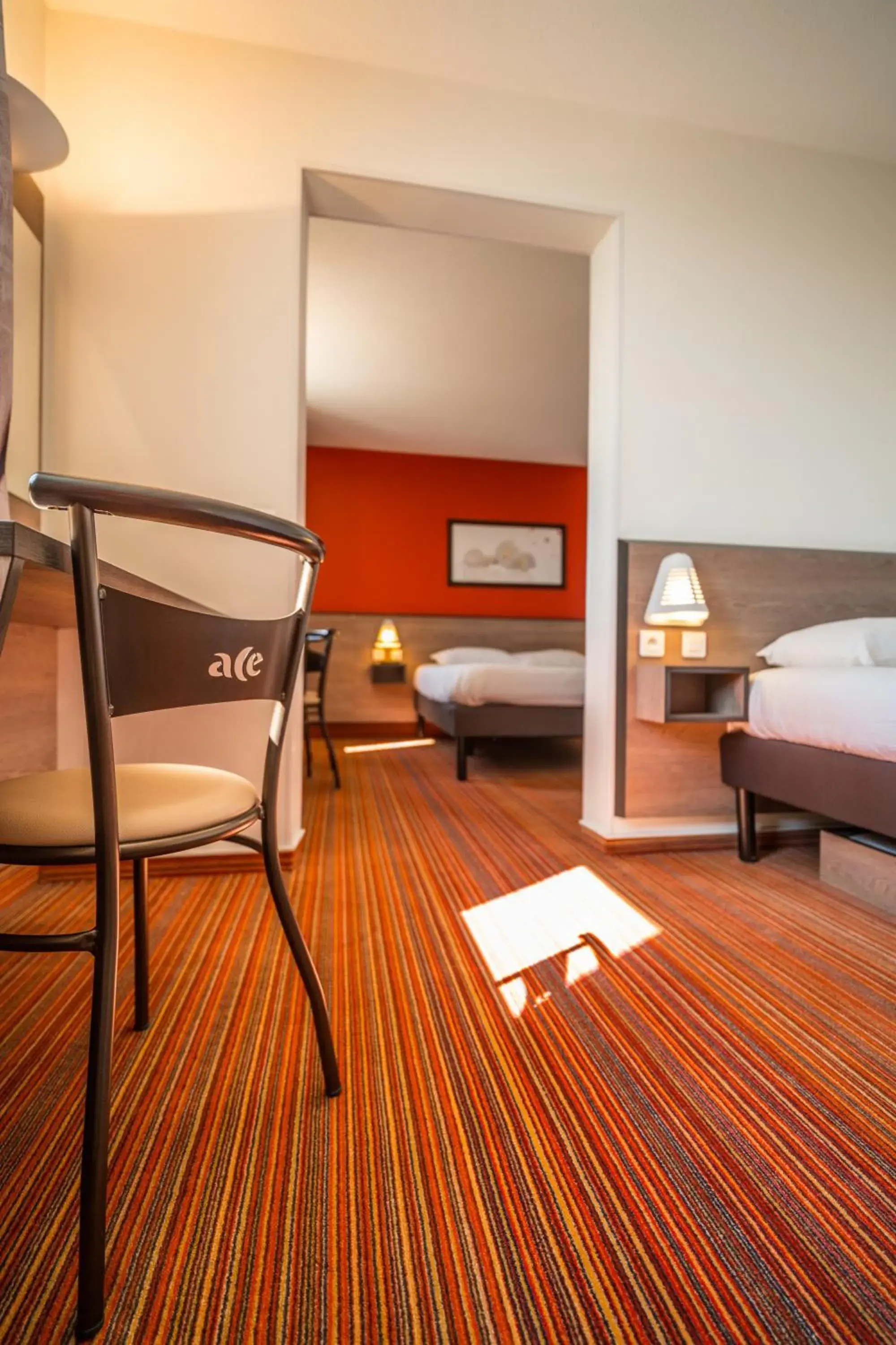 Family Suite (4 Adults + 1 Child) in Ace Hotel Valence Family Suite (4 Adults + 1 Child) in Ace Hotel Valence