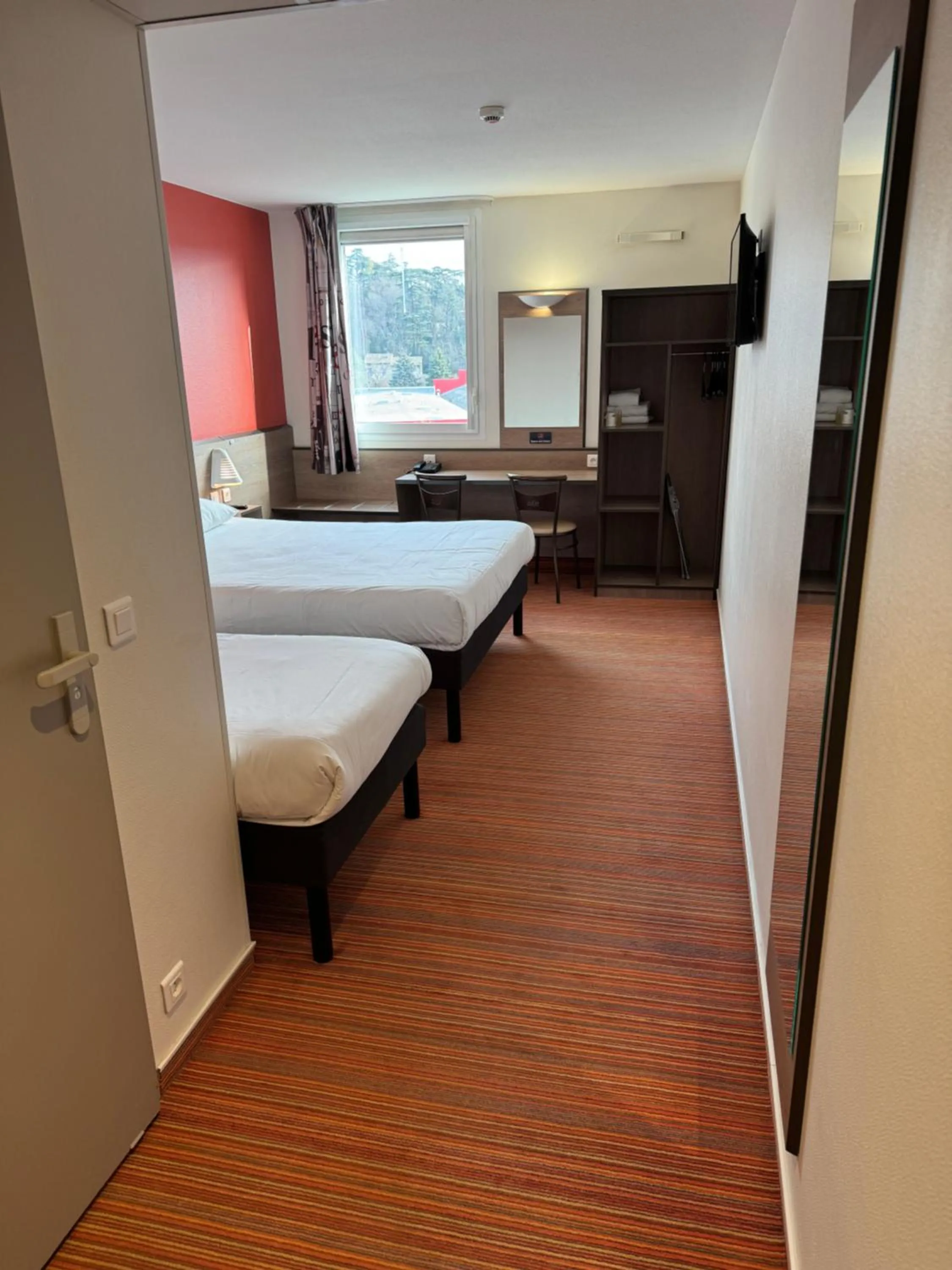 Photo of the whole room, Bed in Ace Hotel Valence