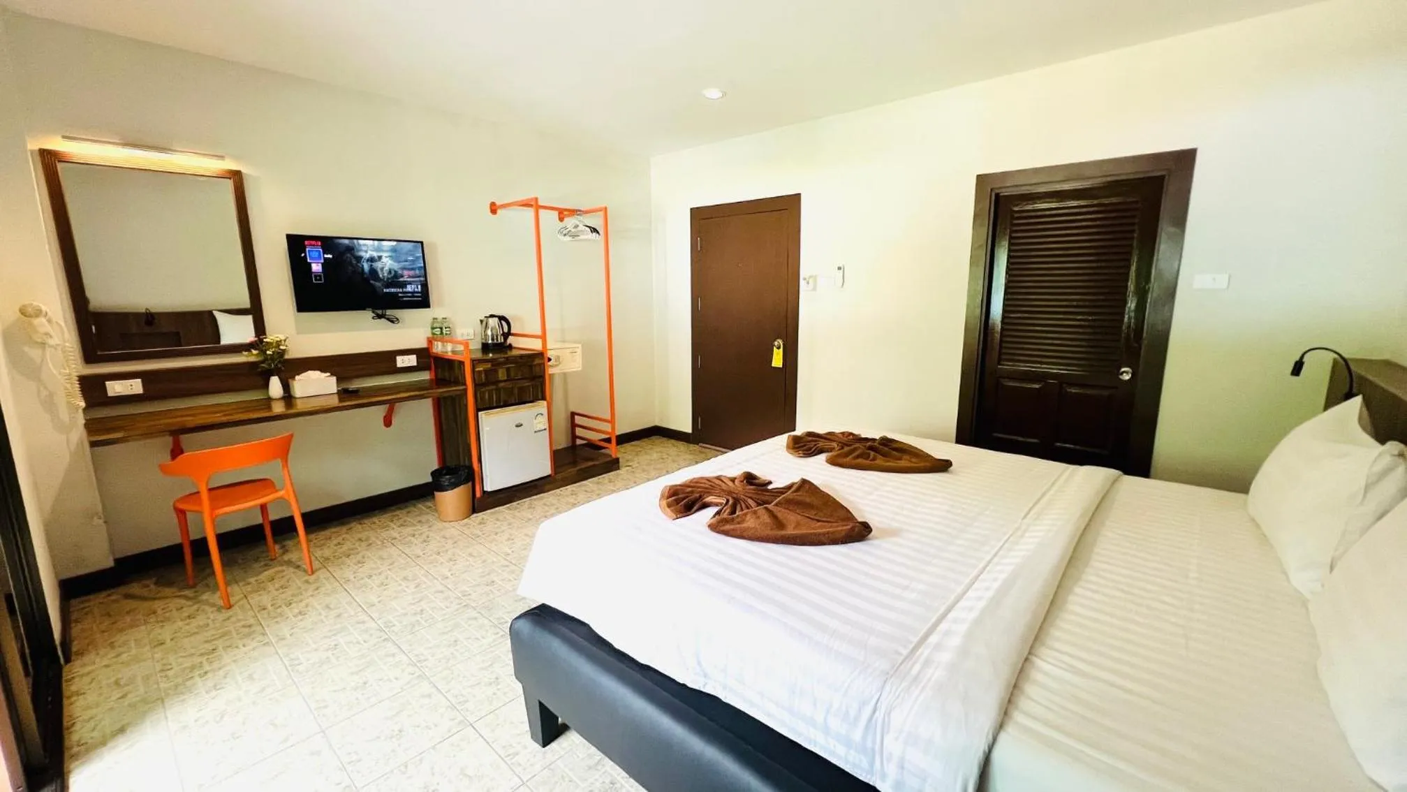 Bed in My Friend's House Karon