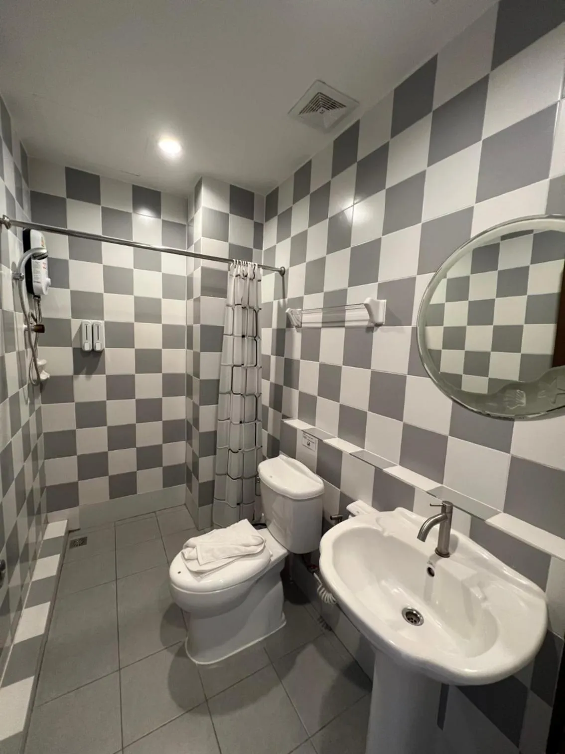 My Friend's House Karon