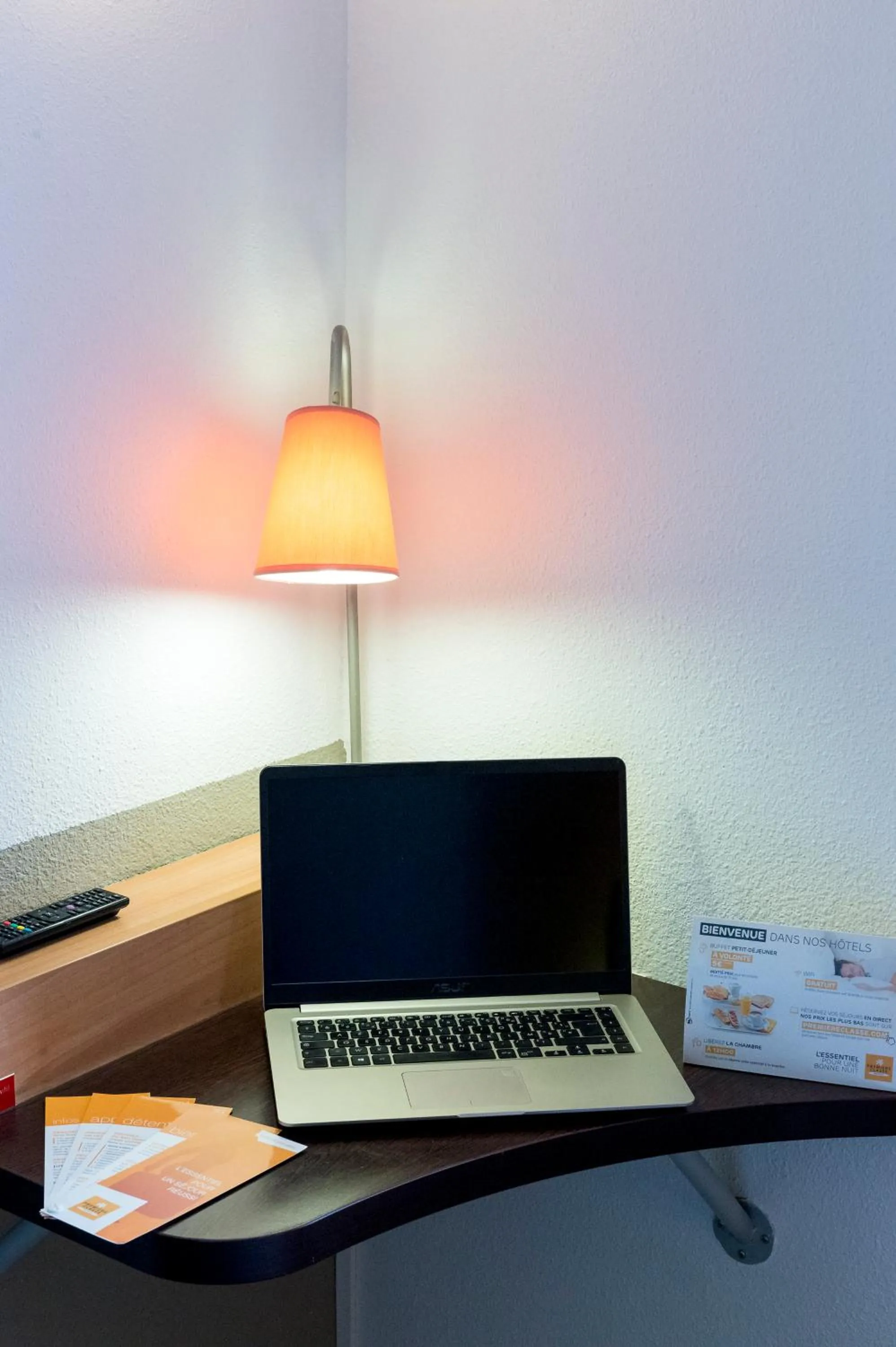 Bedroom in Premiere Classe Annecy Nord - Epagny