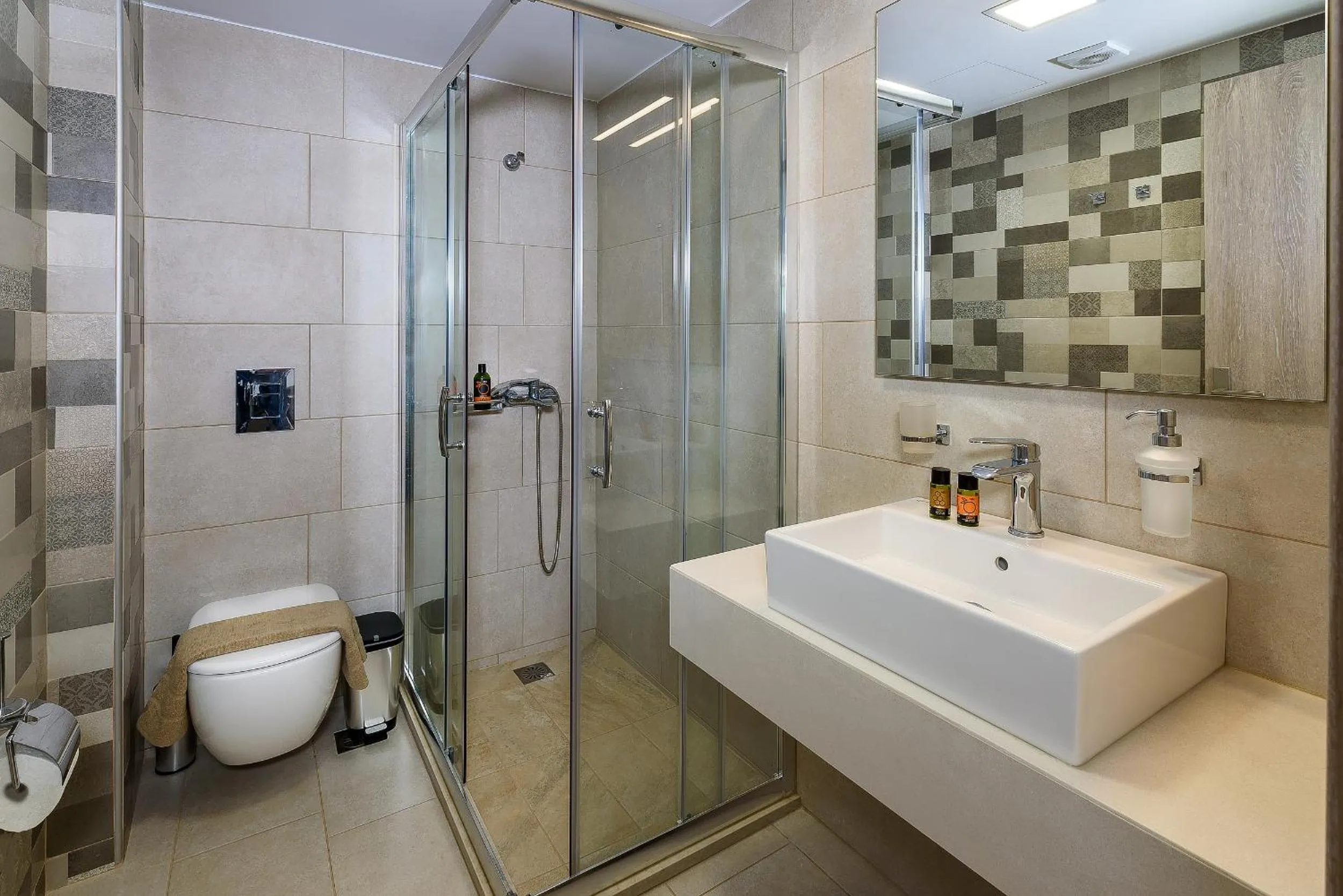 Shower in Sunset Elafonisi Apartments