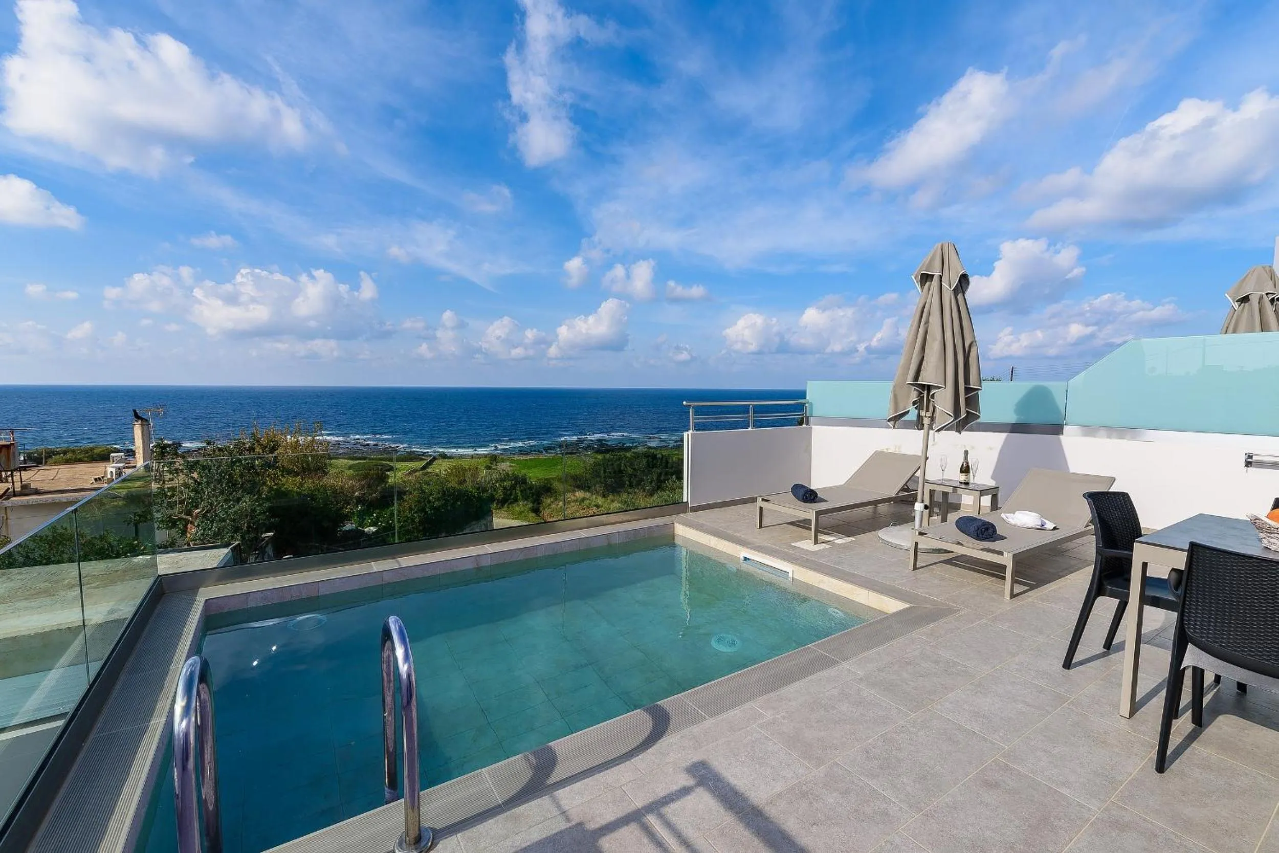 Pool view in Sunset Elafonisi Apartments