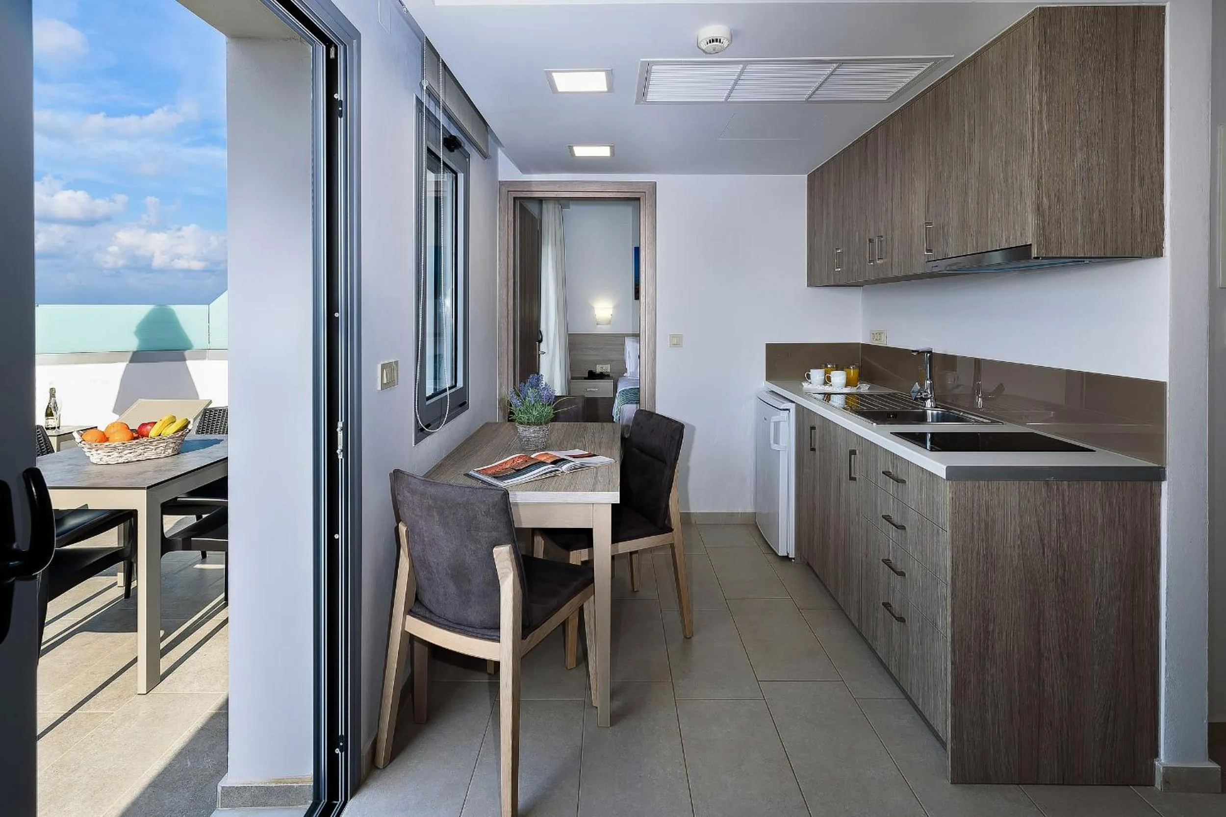 Kitchen or kitchenette in Sunset Elafonisi Apartments