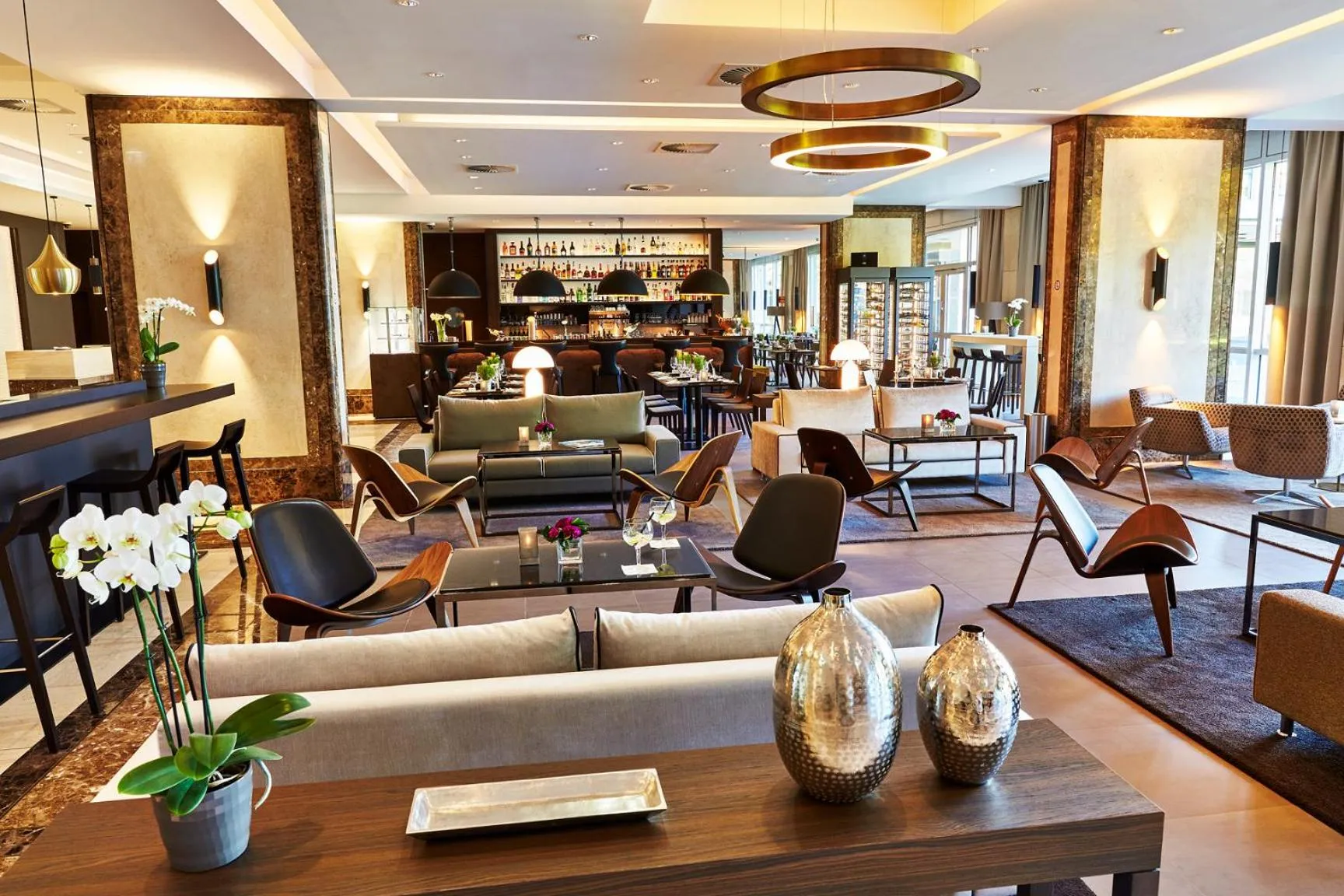 Lobby or reception in Steigenberger Hotel Köln