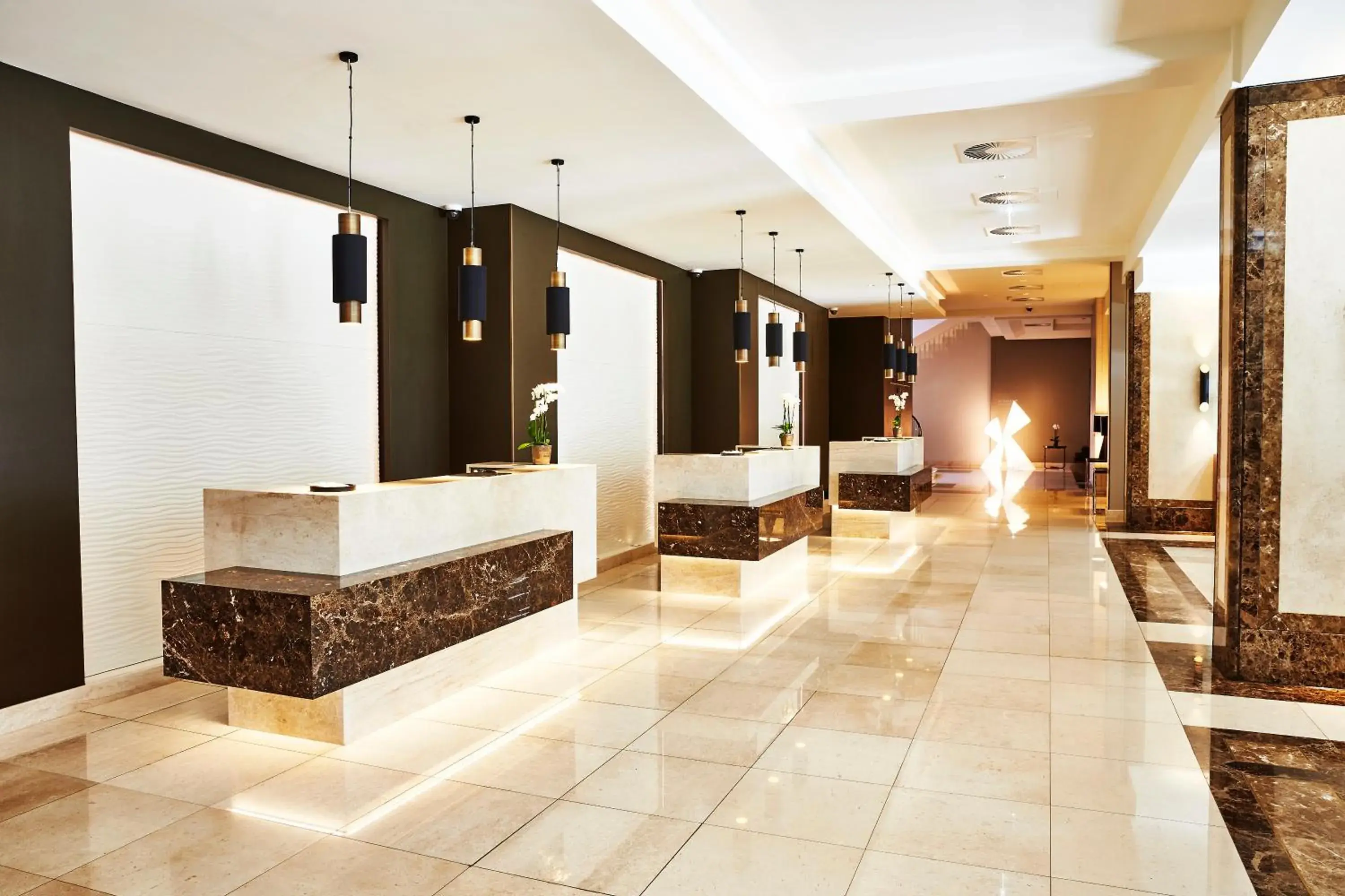 Lobby or reception in Steigenberger Hotel Köln Lobby or reception in Steigenberger Hotel Köln