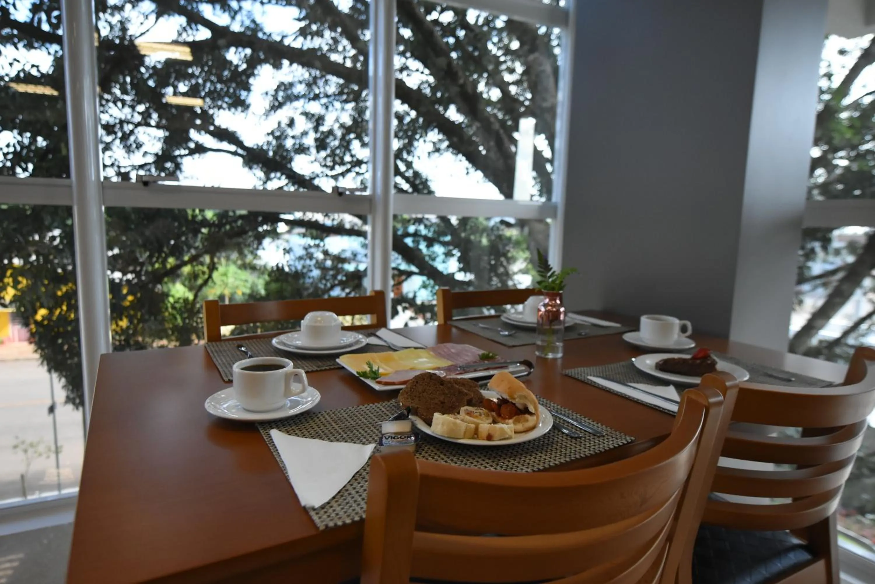 Breakfast in Figueiras Hotel & Eventos