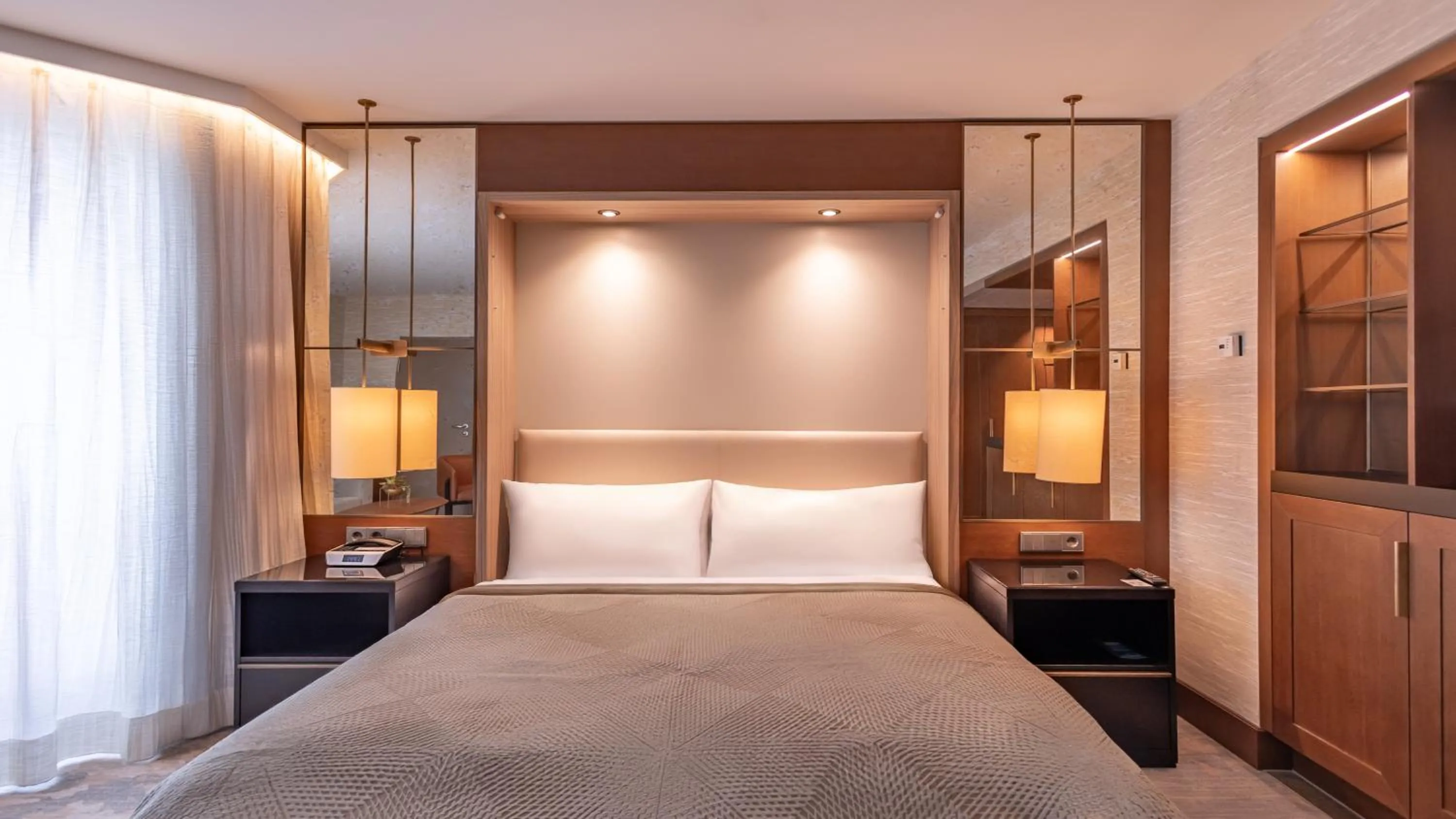 Bed in InterContinental Berlin by IHG