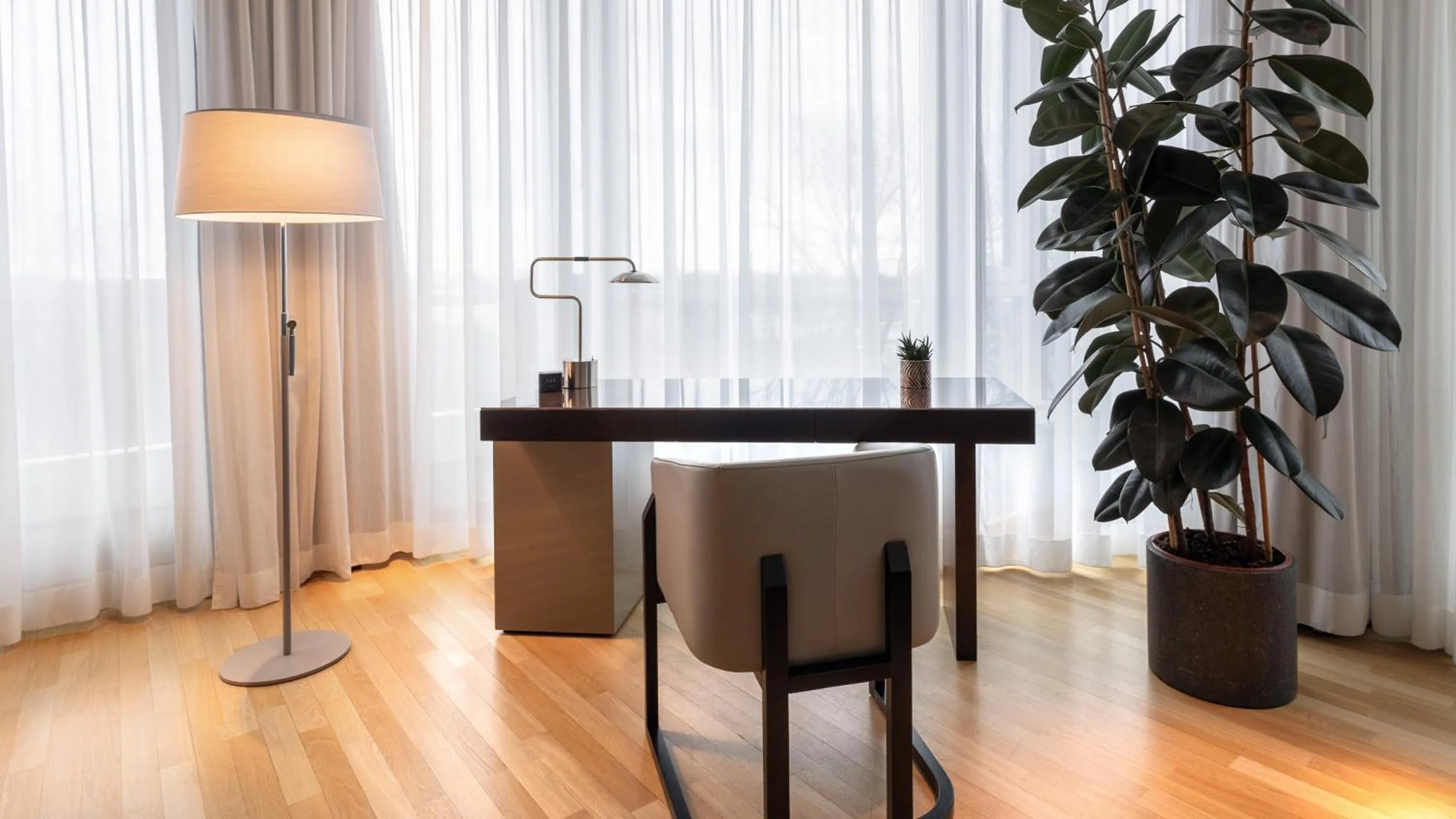 Living room in InterContinental Berlin by IHG