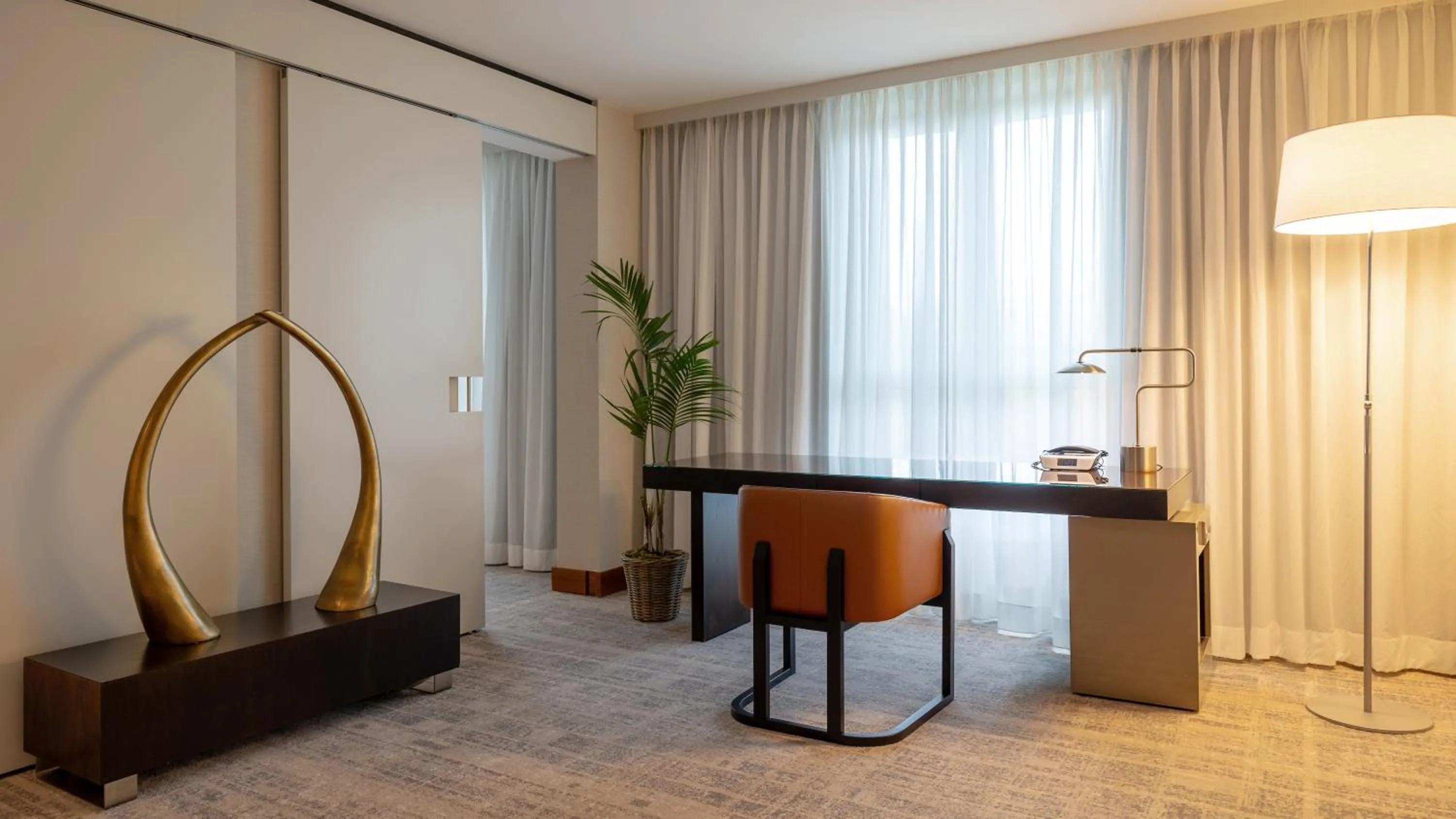 Living room in InterContinental Berlin by IHG