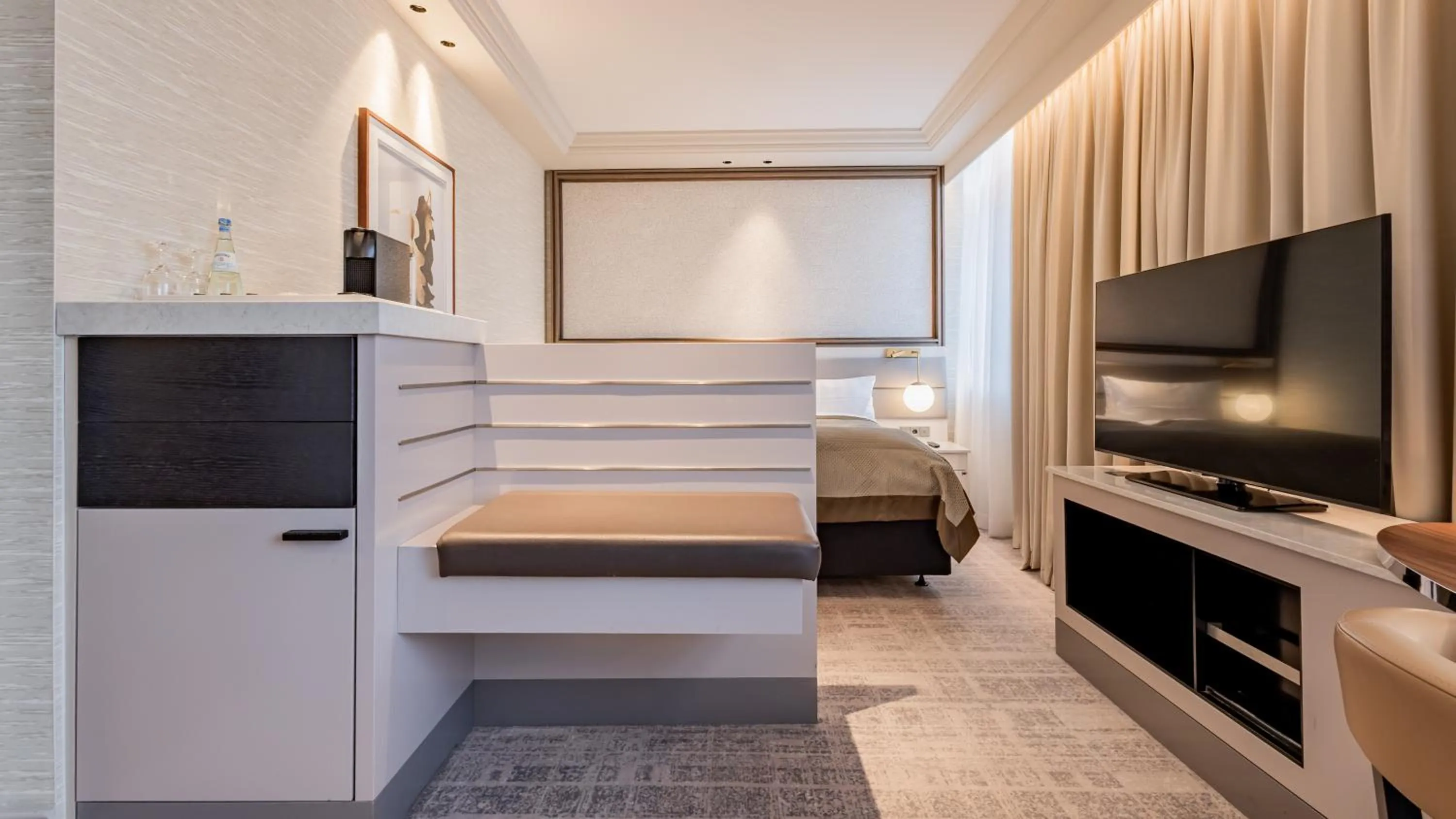 Bed in InterContinental Berlin by IHG