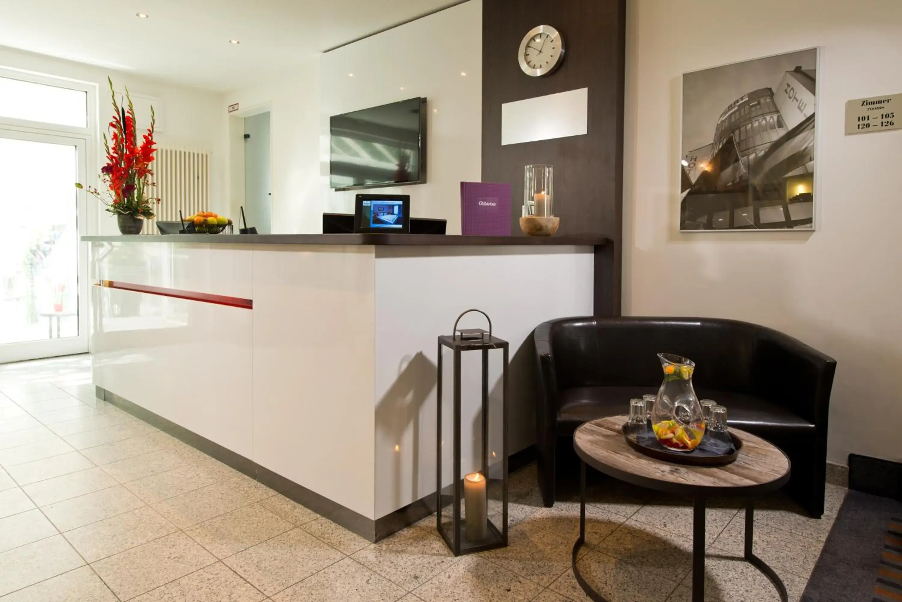 Lobby or reception in ACHAT Hotel Dresden Elbufer Lobby or reception in ACHAT Hotel Dresden Elbufer