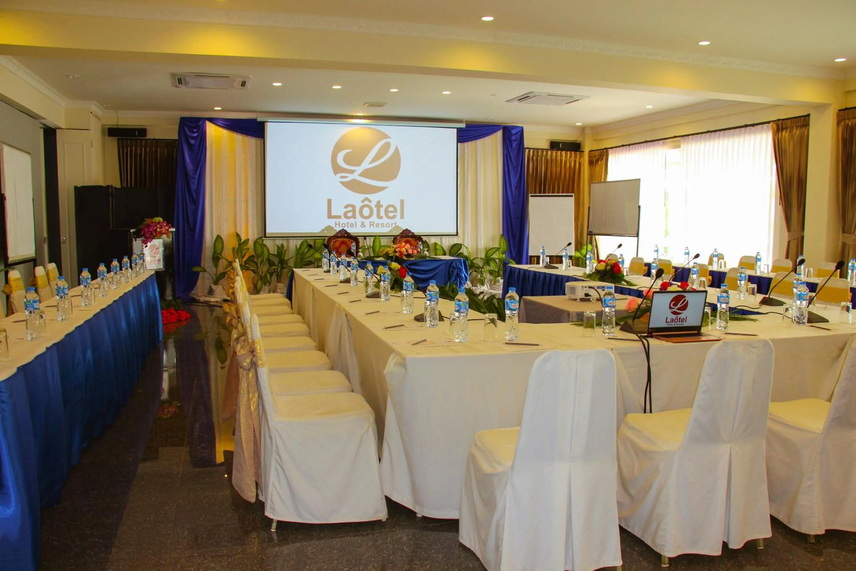 Seating area in LAOTEL VIENTIANE