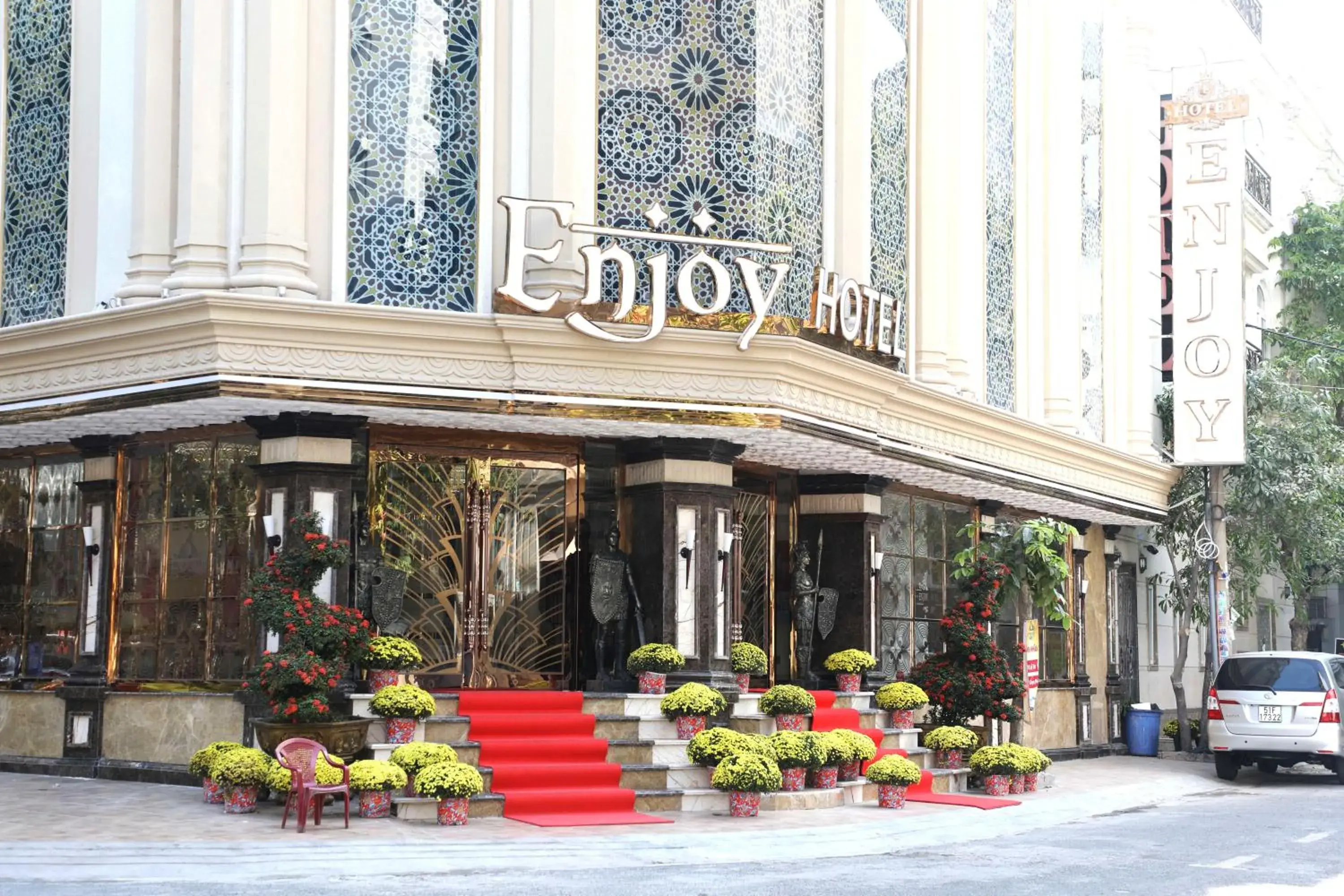 Facade/entrance in Enjoy Hotel 5A Facade/entrance in Enjoy Hotel 5A