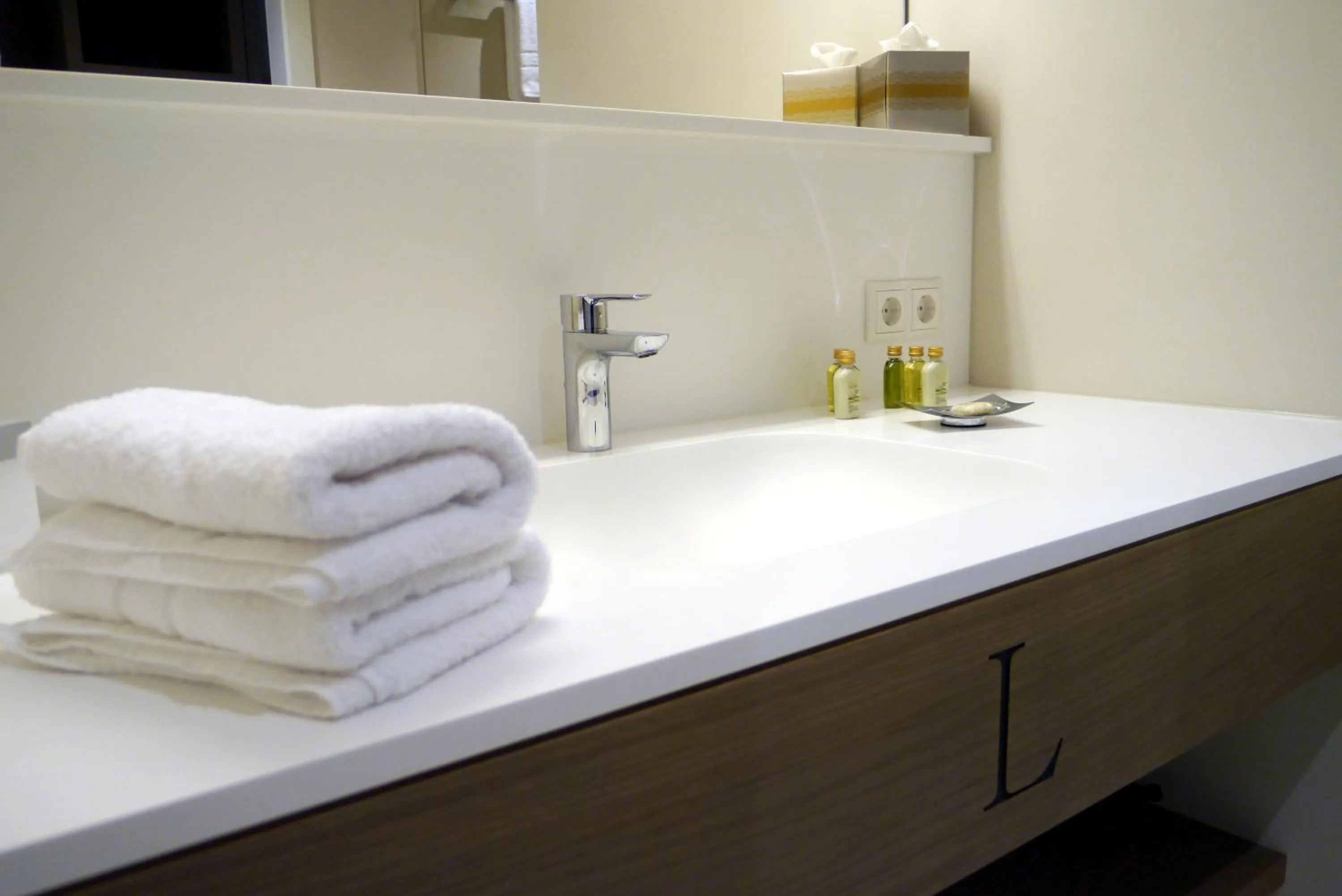 Bathroom in Romantik Hotel Das Lindner