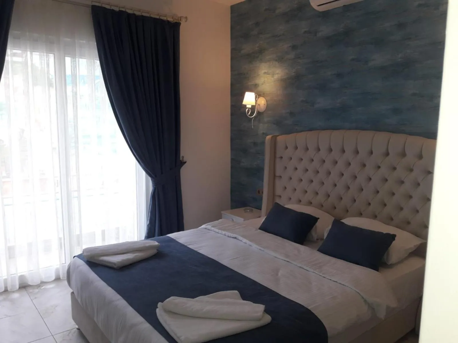 DOUBLE INN MARİNA HOTEL