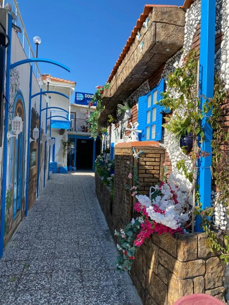 DOUBLE INN MARİNA HOTEL