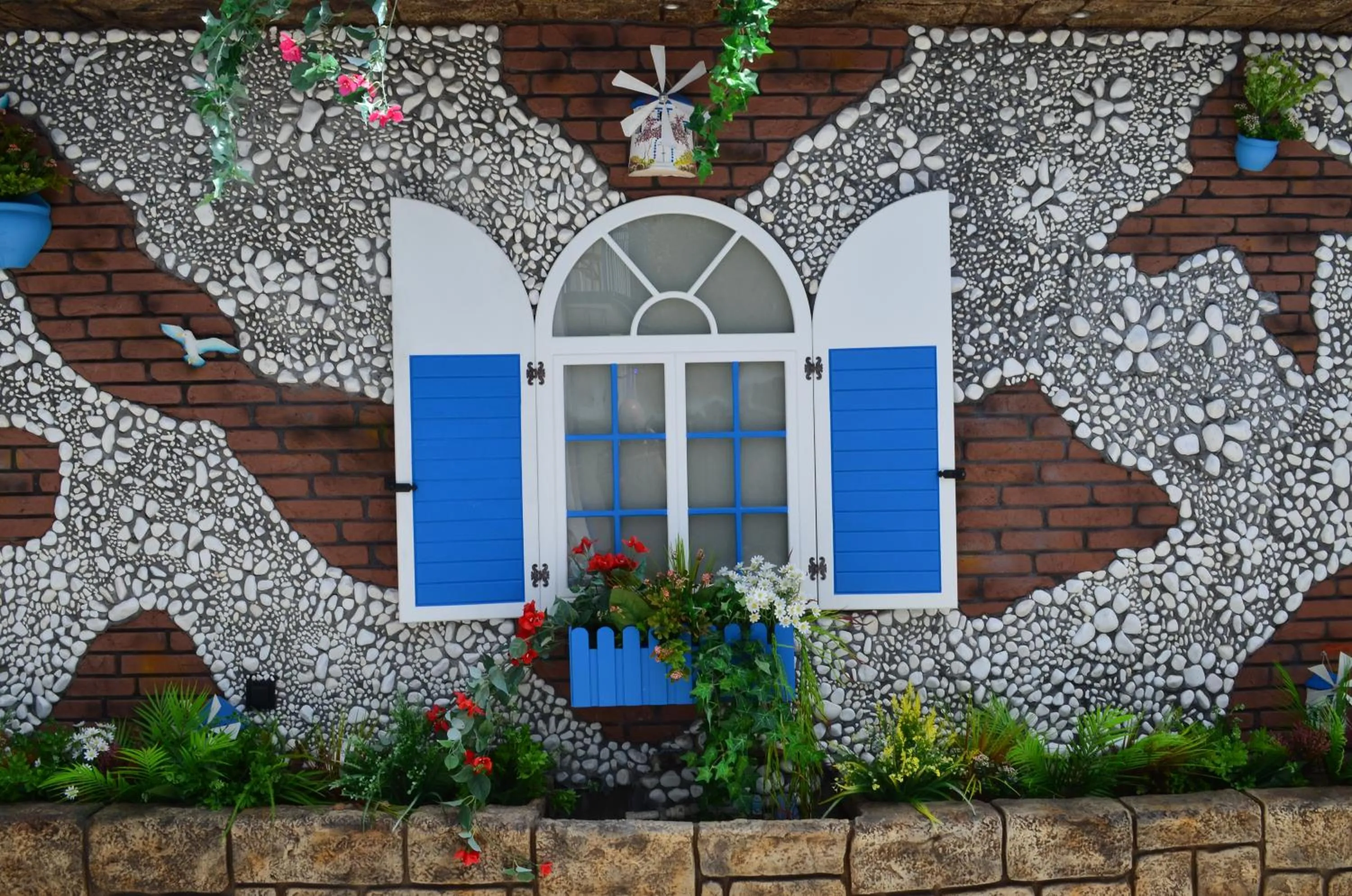 DOUBLE INN MARİNA HOTEL