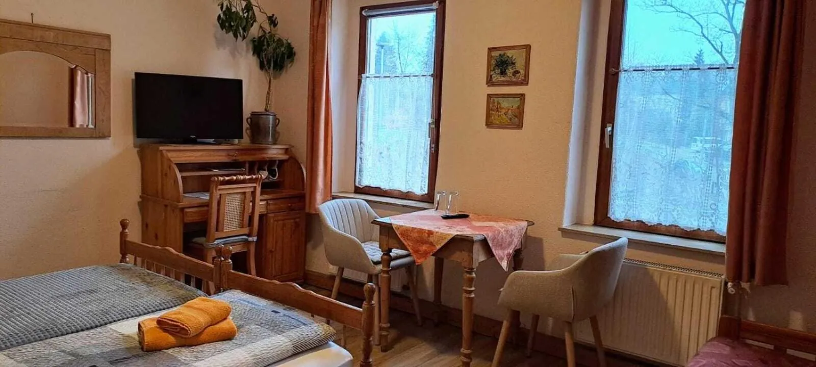 Bedroom in Pension & Gasthaus Nostalgie