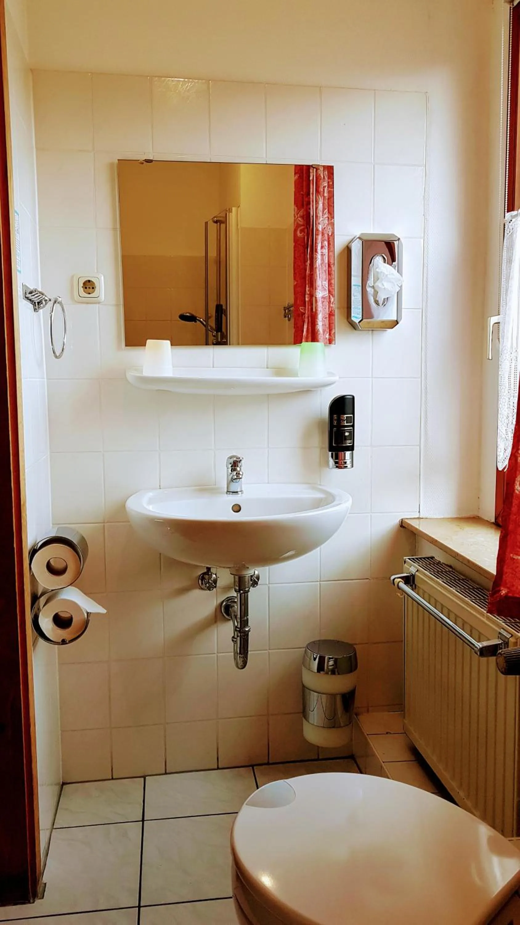 Bathroom in Pension & Gasthaus Nostalgie