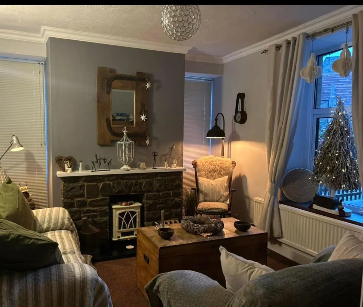 Living room in Bronwye