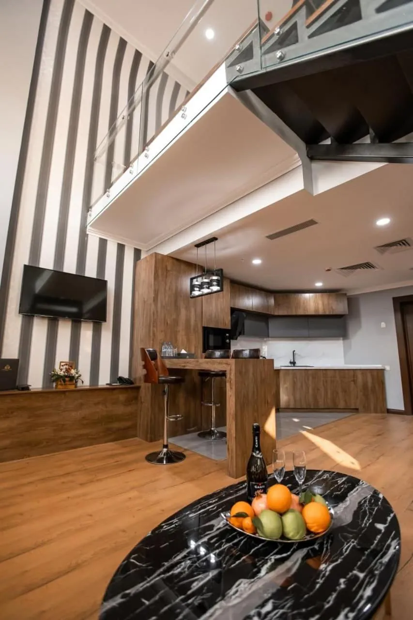 Decorative detail in Krokus Plaza