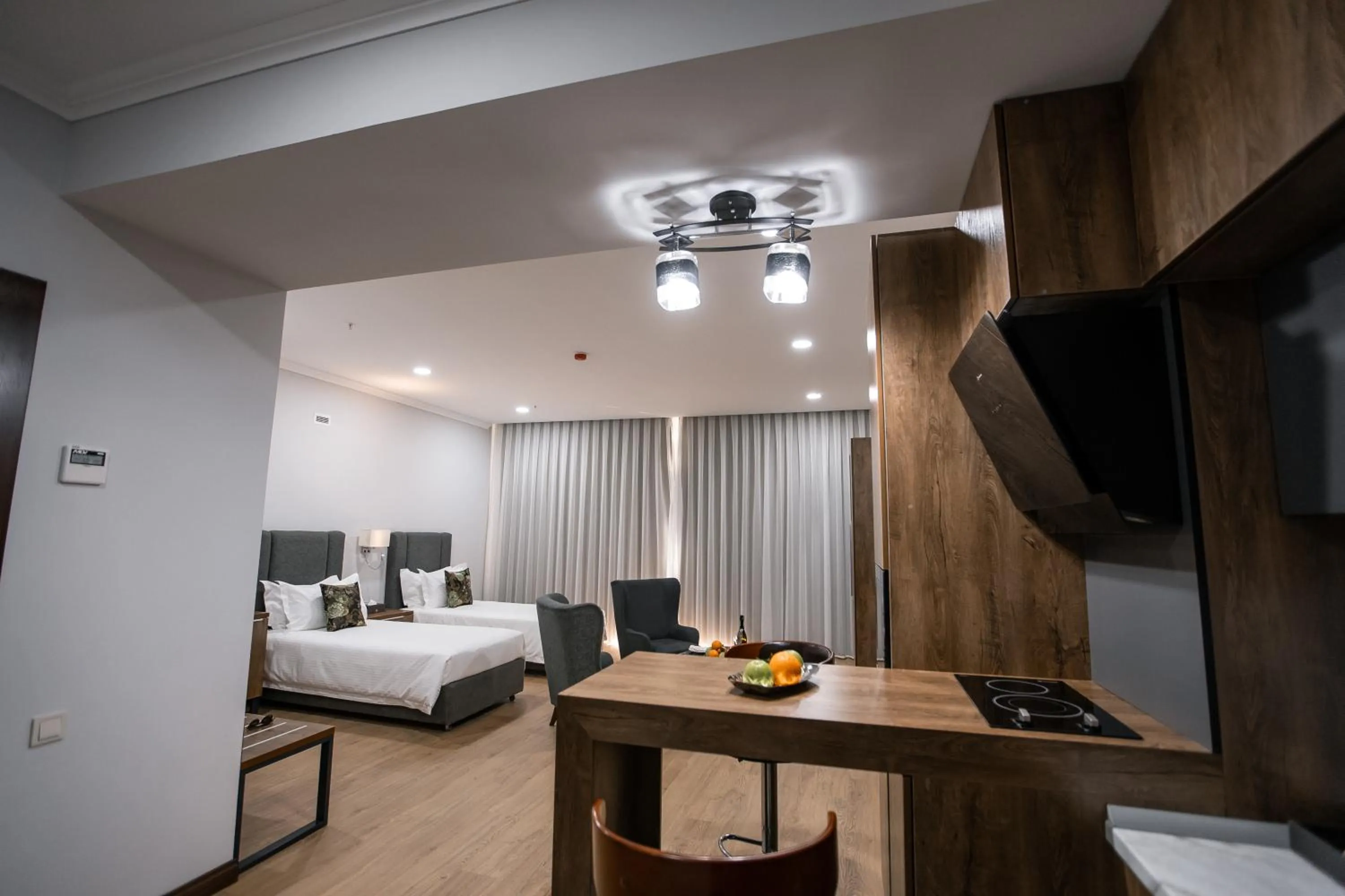 Photo of the whole room, Bed in Krokus Plaza