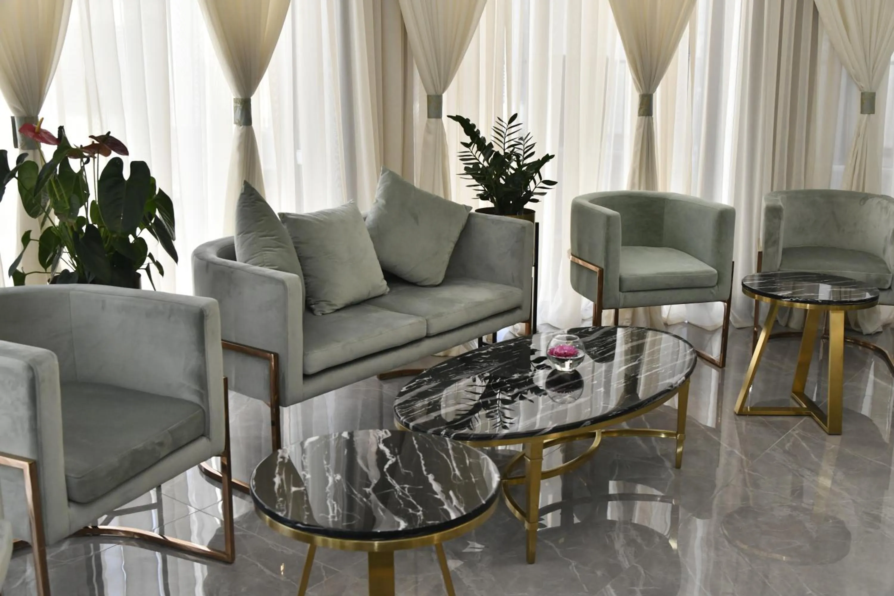 Lounge or bar in Krokus Plaza