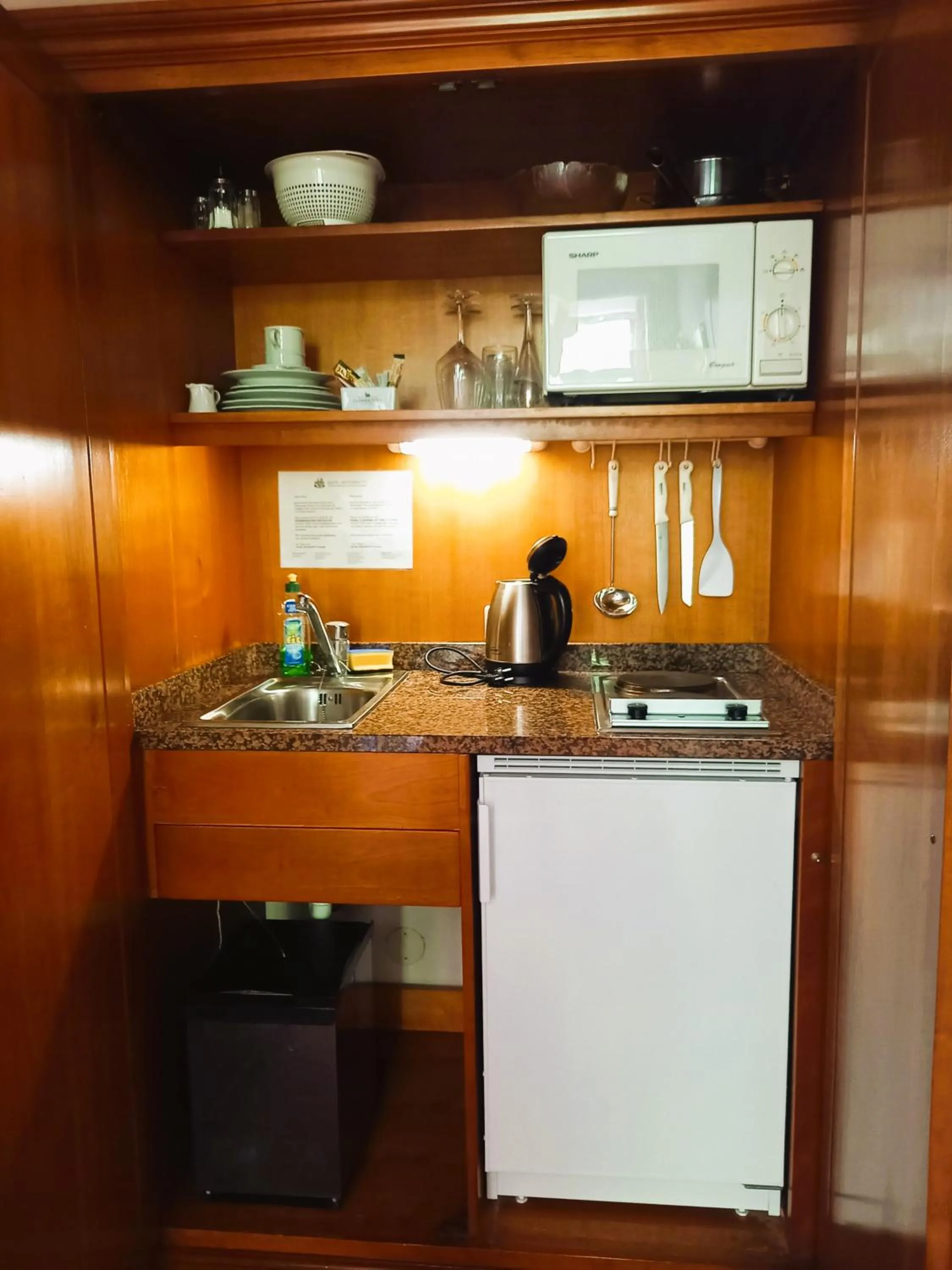 Kitchen or kitchenette in Hotel Artushof