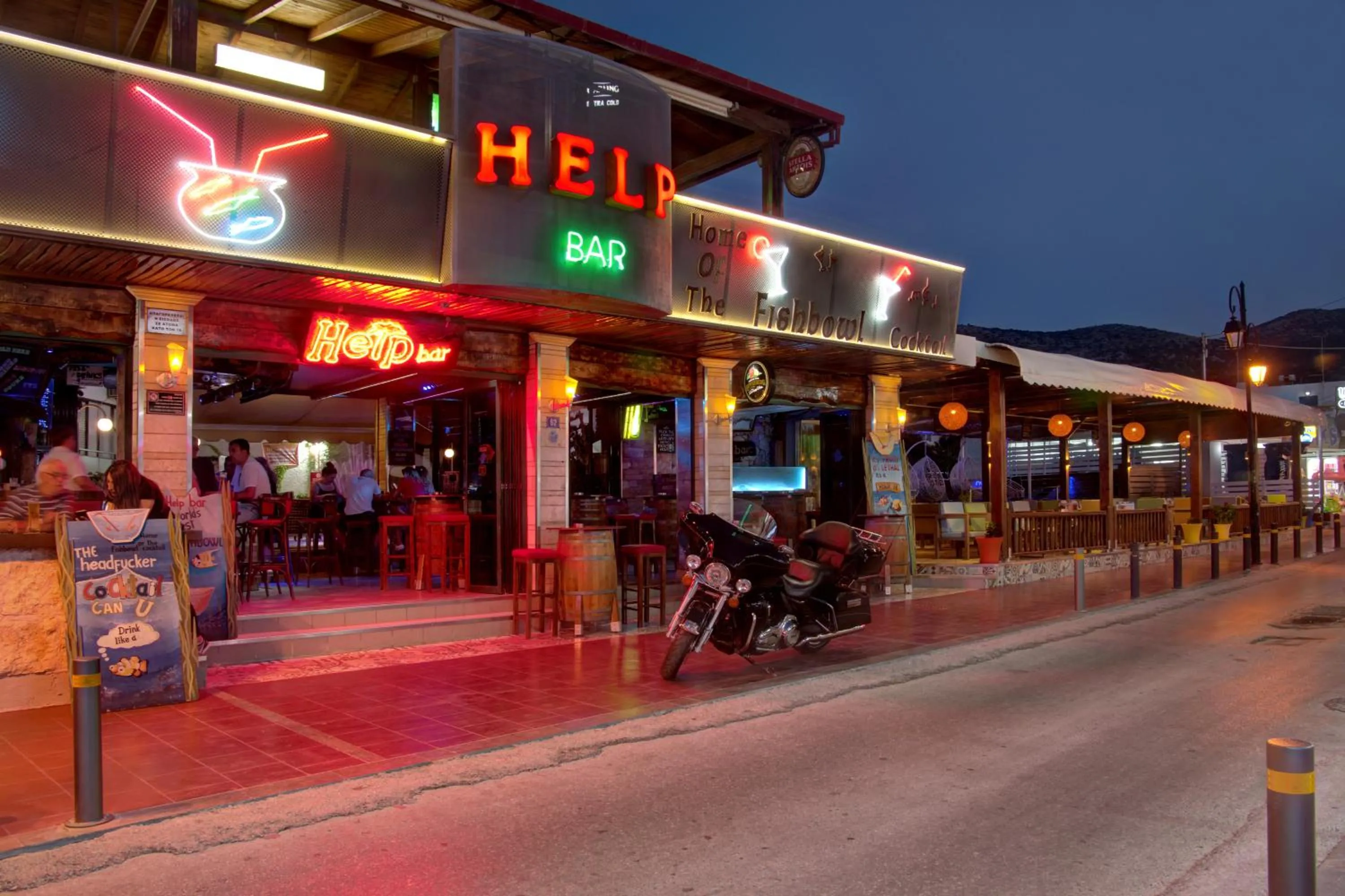 Lounge or bar in Ilios 1 Central