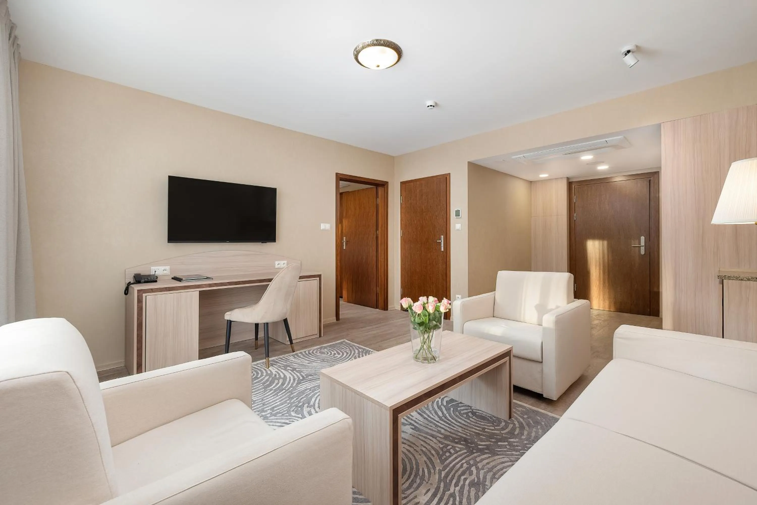 TV and multimedia in Hotel Juvena Wellness & SPA