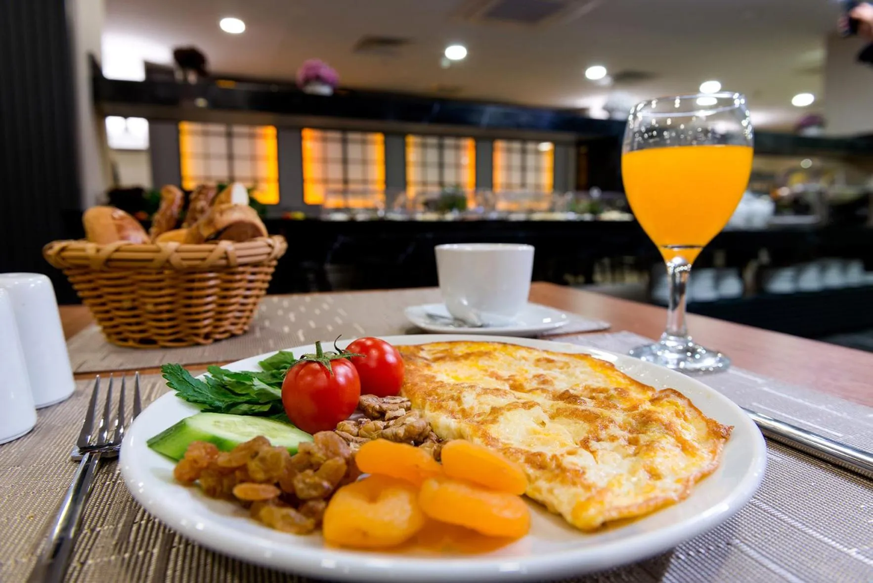 Breakfast in Four Sides Sisli