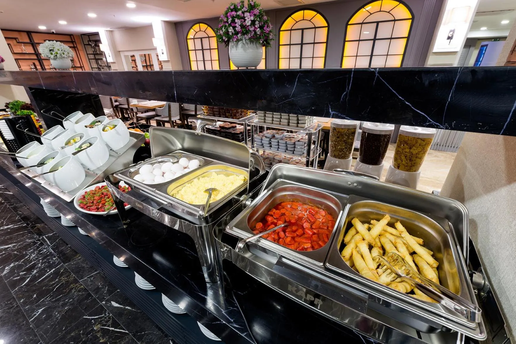 Buffet breakfast in Four Sides Sisli