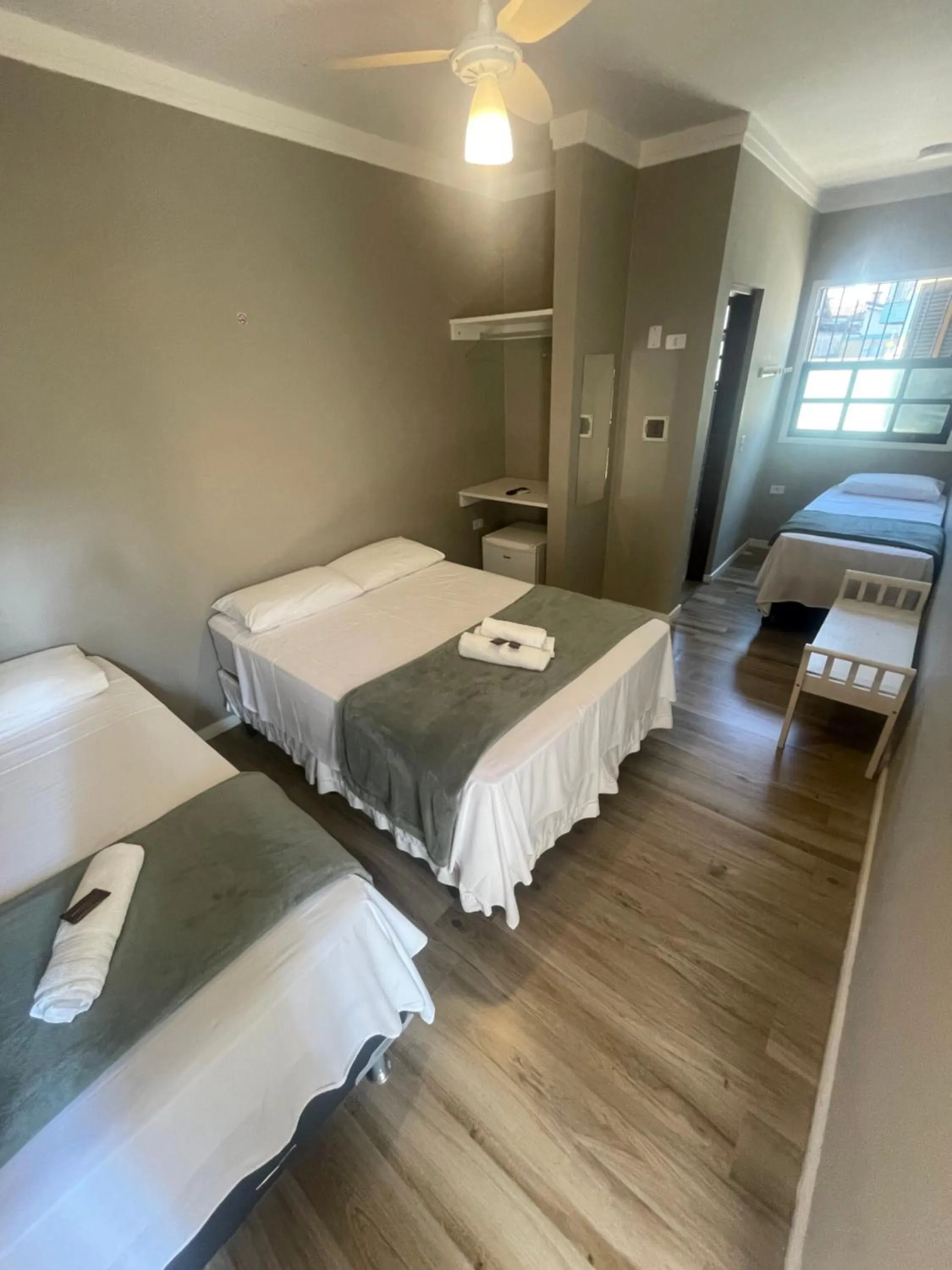 Photo of the whole room, Bed in Pousada Chilli Brasil