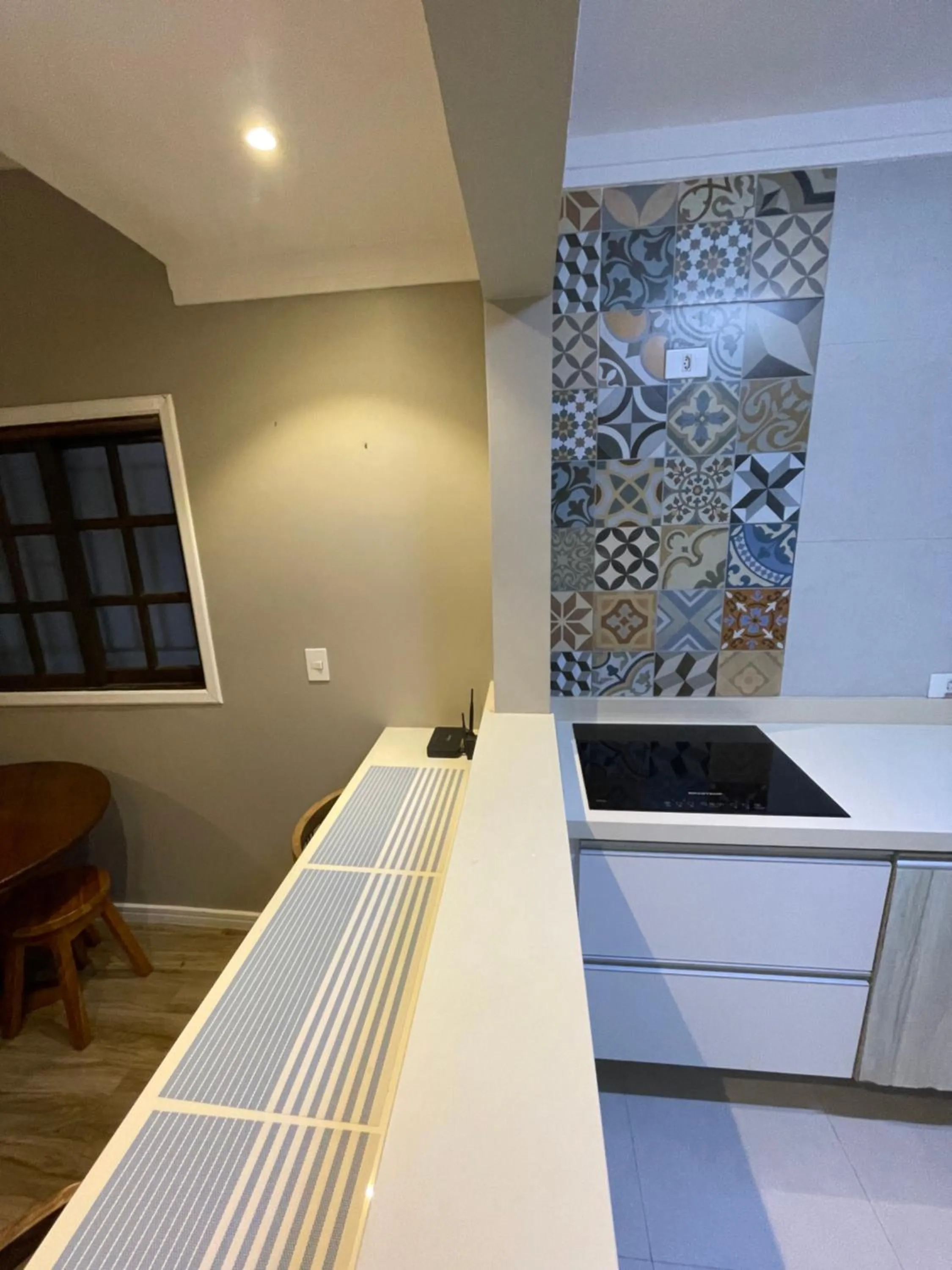 Communal kitchen in Pousada Chilli Brasil