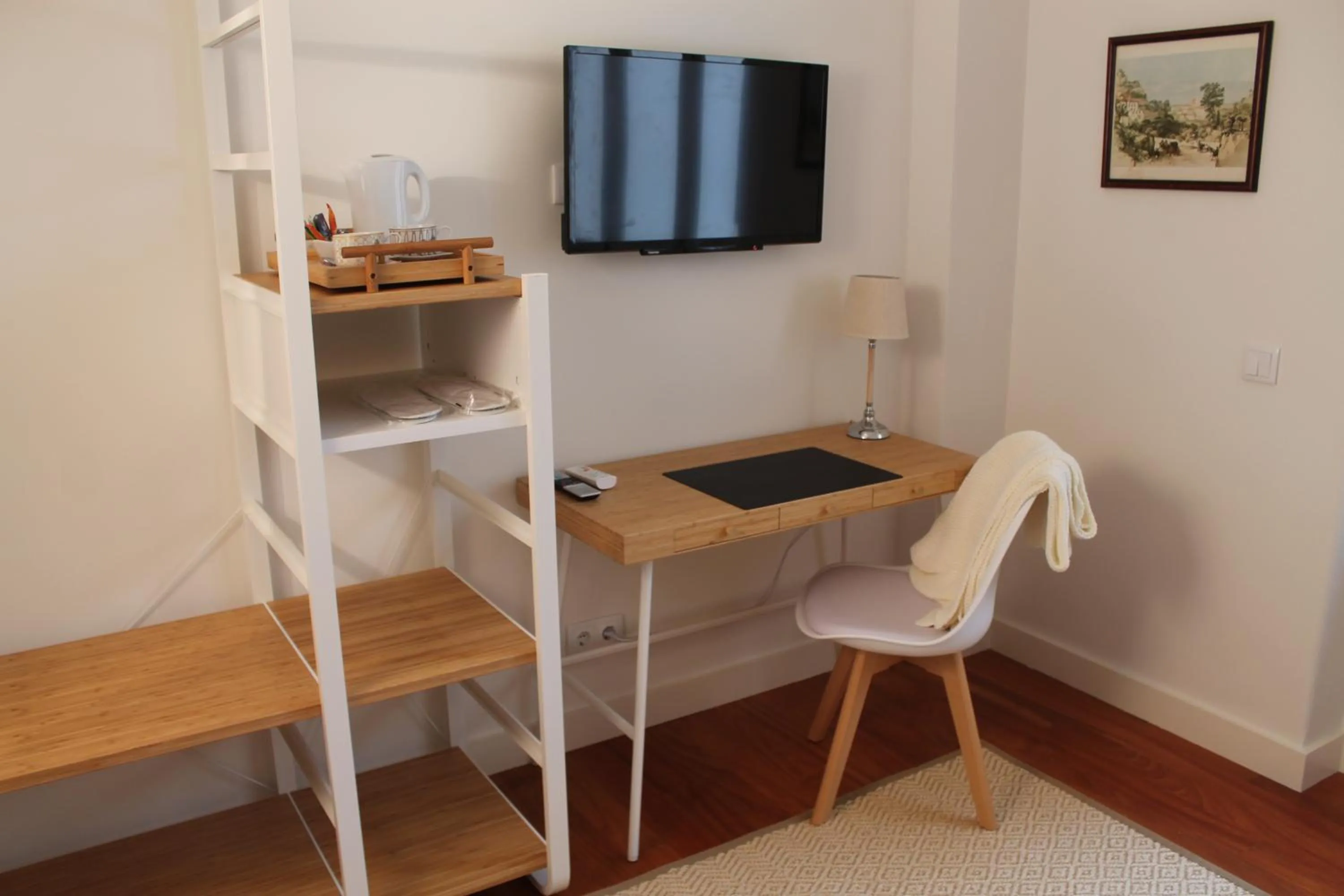 TV and multimedia in Villa Aedan Sintra