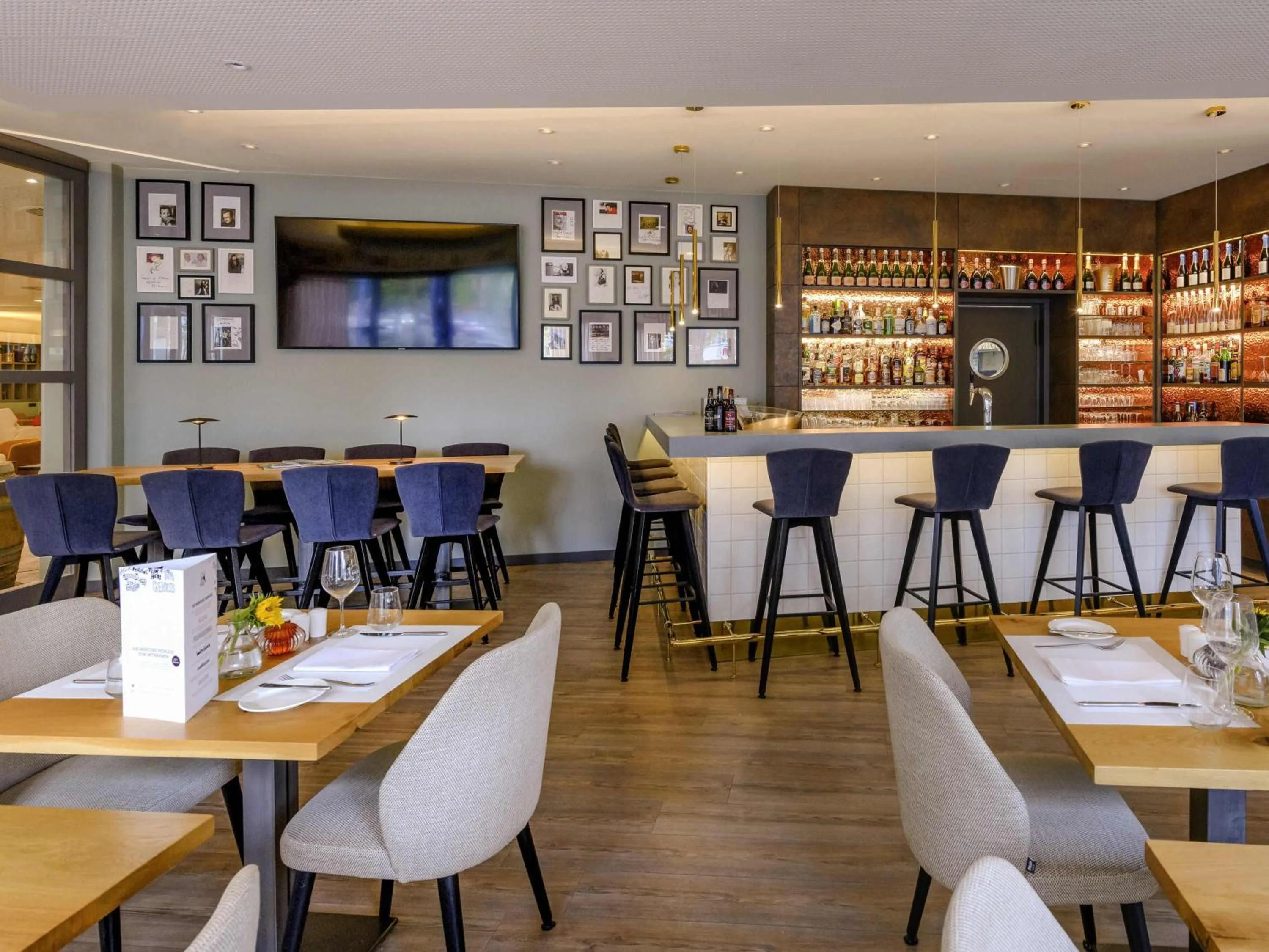 Restaurant/places to eat in Mercure Hotel Saarbrücken City