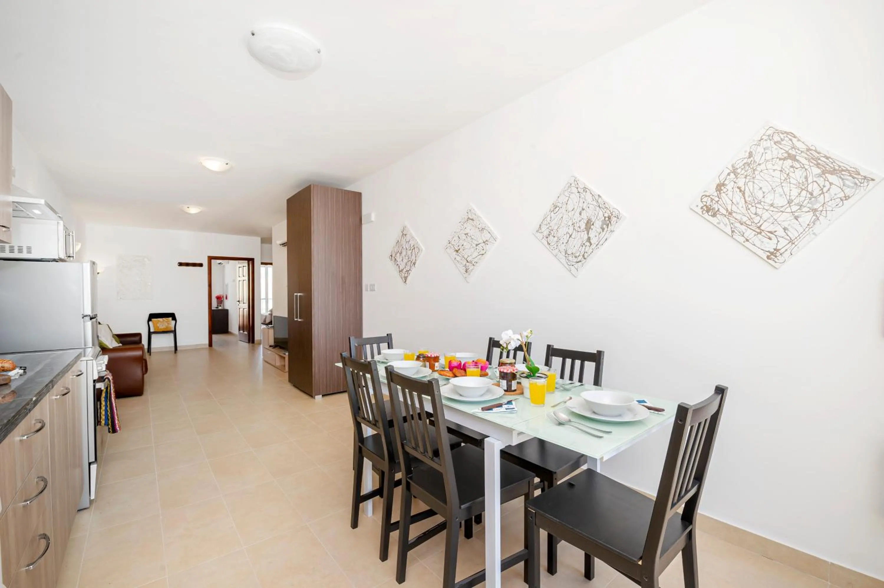 Property building in Summer Breeze Apartment with panoramic terrace - by Getawaysmalta