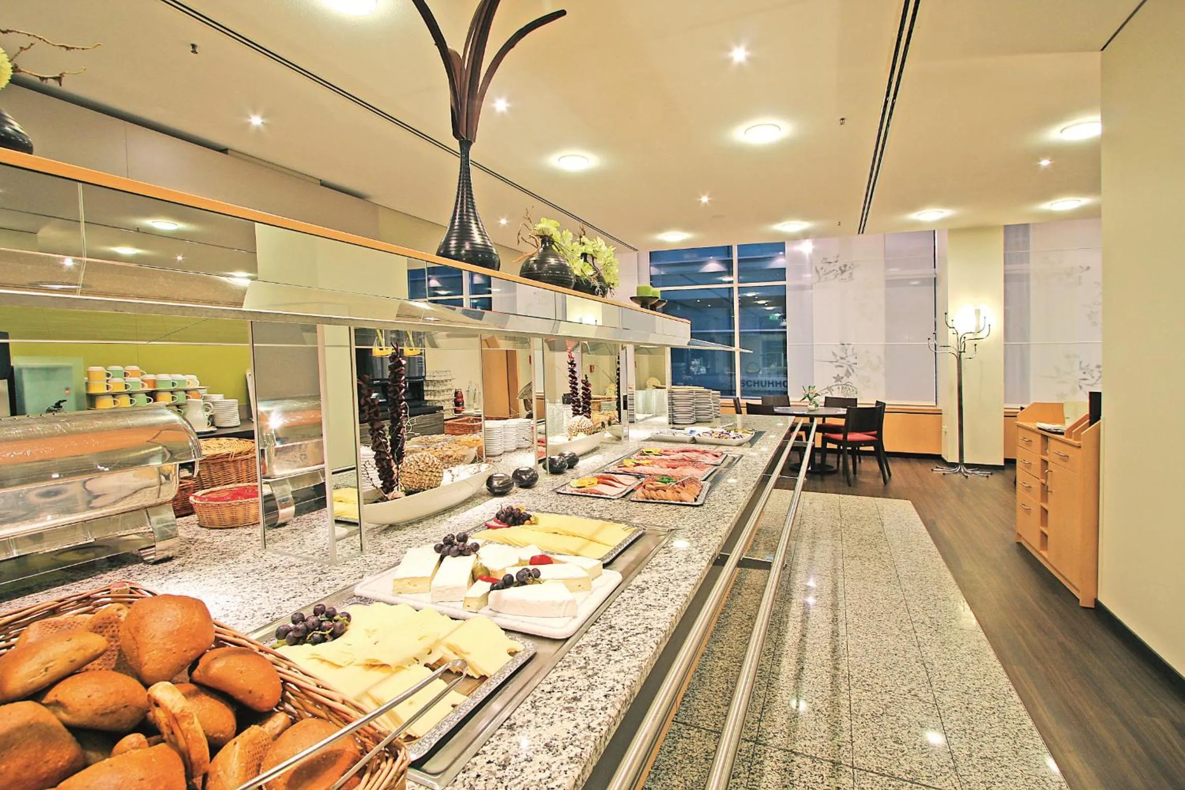 Restaurant/places to eat in ibis Dresden Zentrum