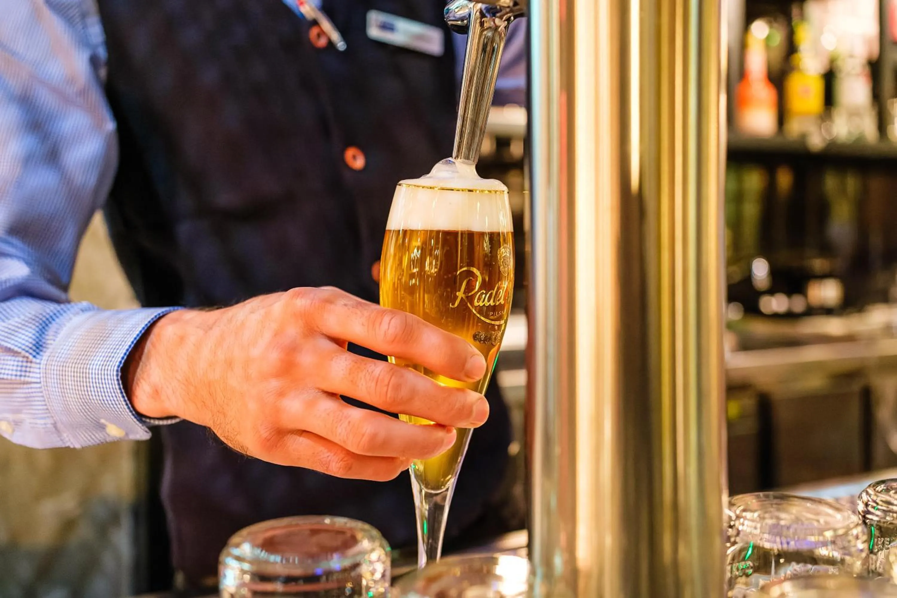 Lounge or bar in Holiday Inn Express Dresden Zentrum by IHG