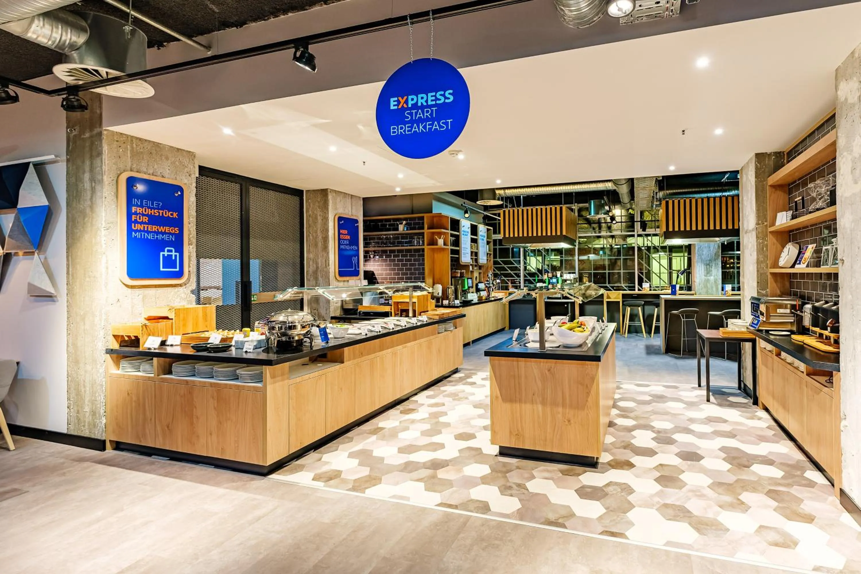 Continental breakfast in Holiday Inn Express Dresden Zentrum by IHG