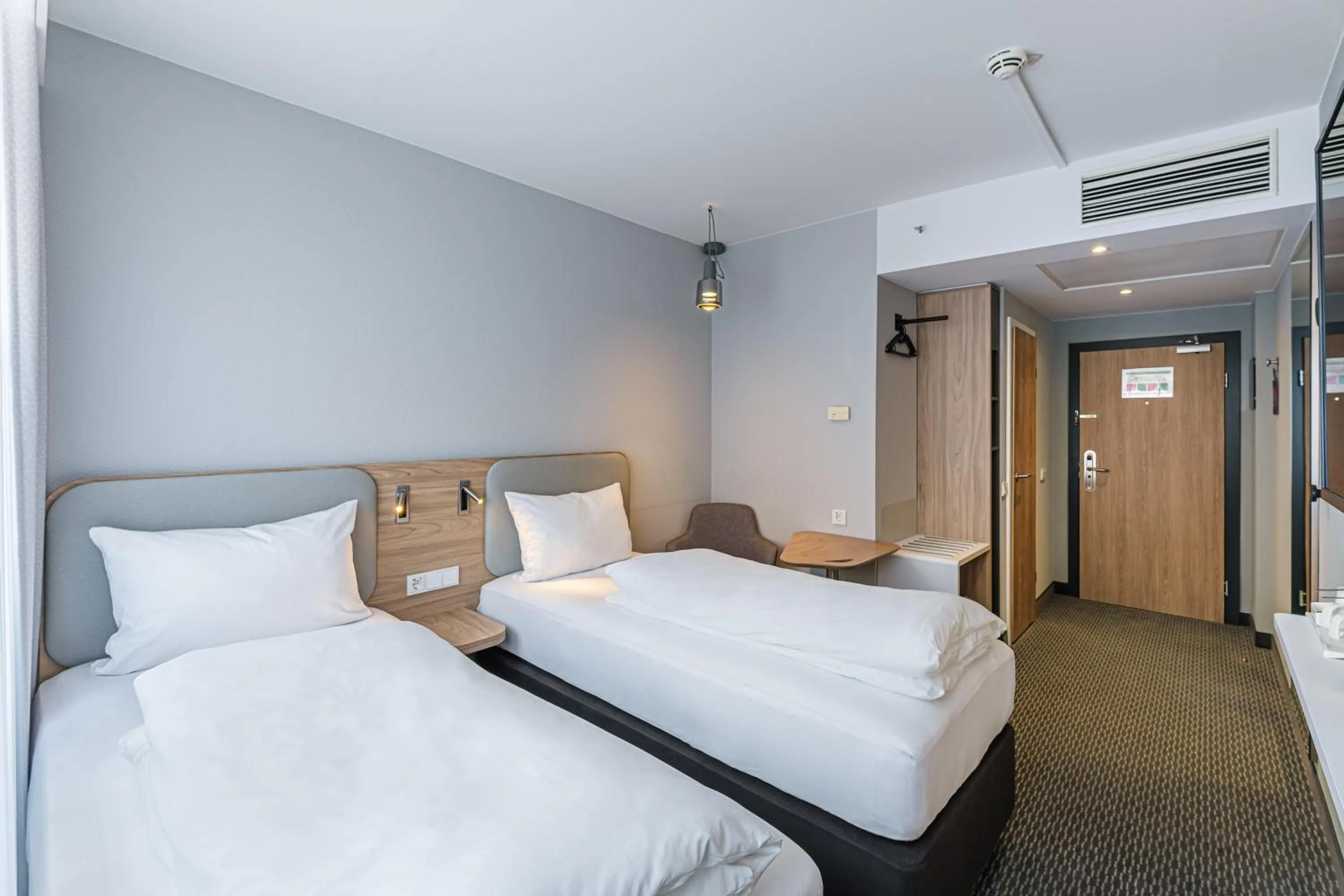 Bedroom, Bed in Holiday Inn Express Dresden Zentrum by IHG