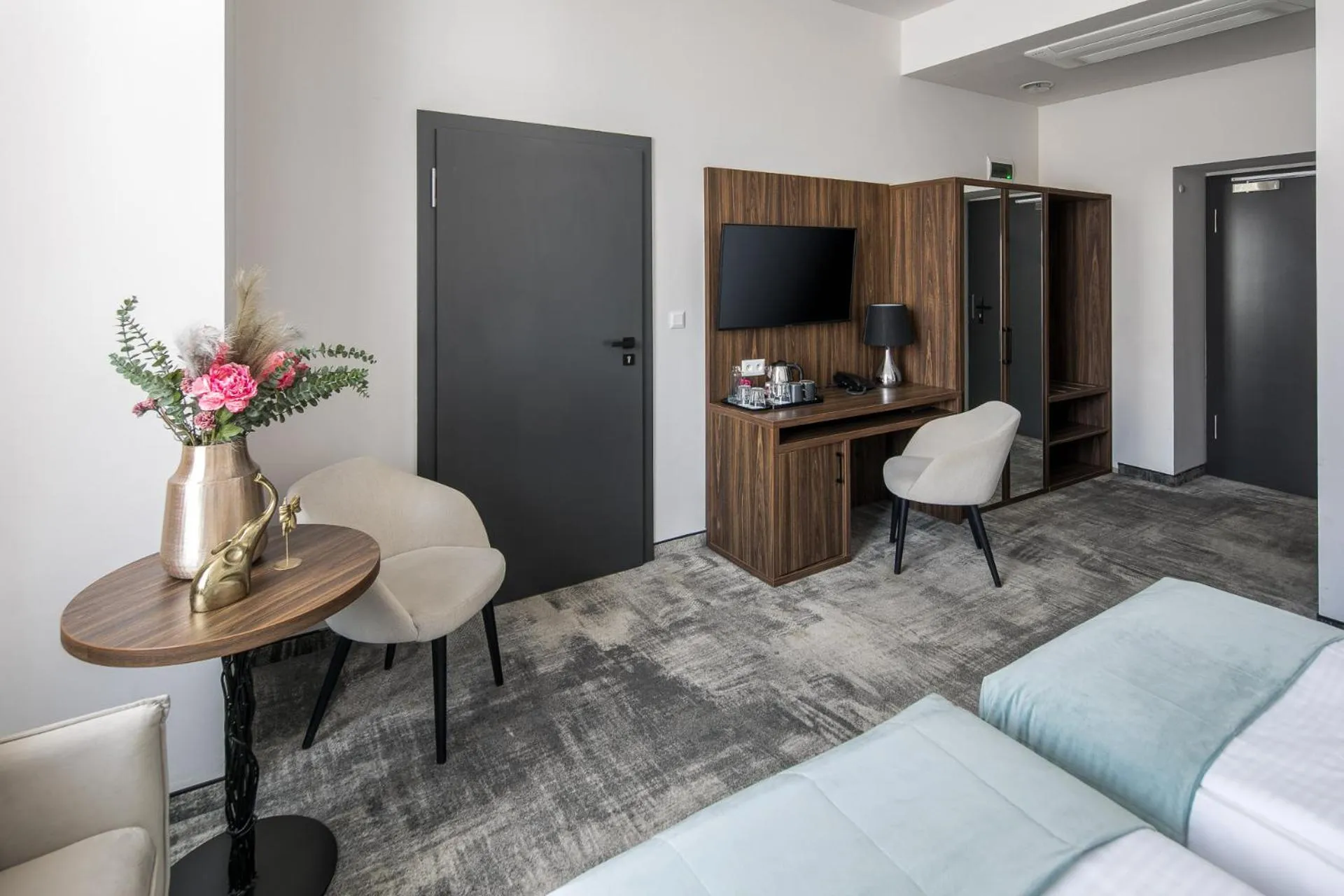 TV and multimedia, Bed in Dream Boutique Aparthotel